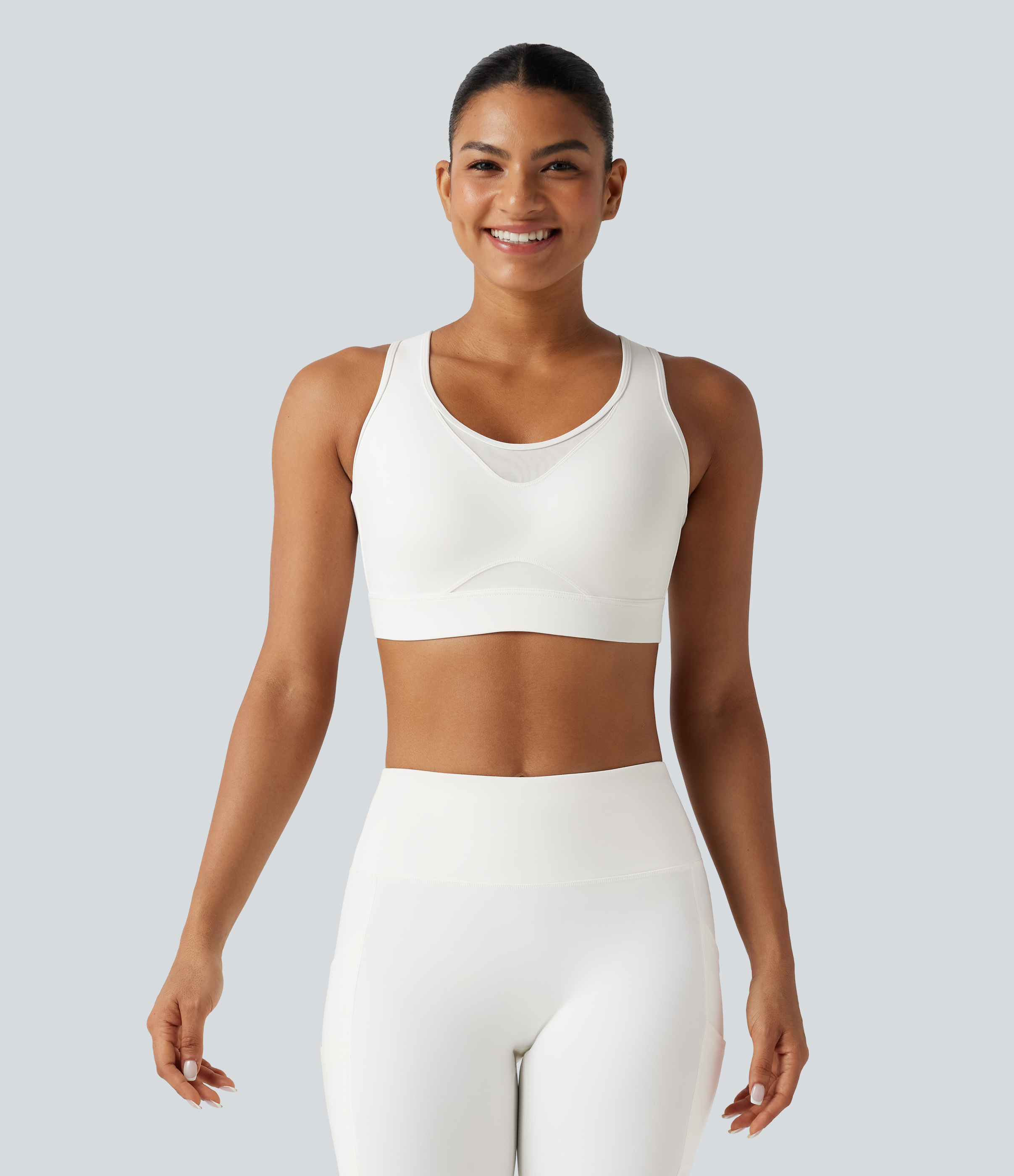 White High Support Contrast Mesh Adjustable Buckle Non-Removable Pad Training Sports Bra / 2