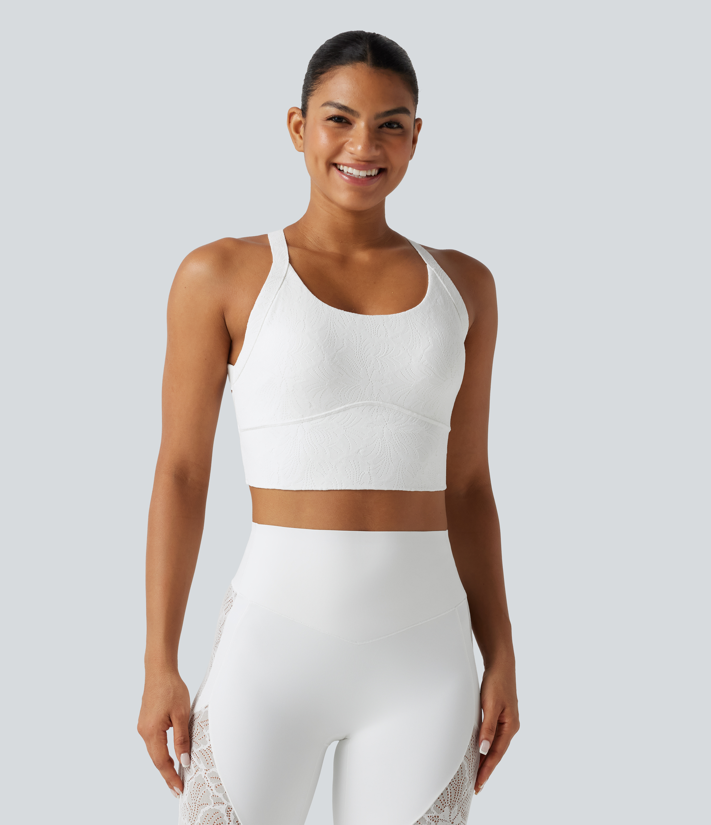 Weiß SoftlyZero™ gedrehtes, rückenfreies Yoga-Tanktop mit Kontrastspitze und integriertem BH / 2