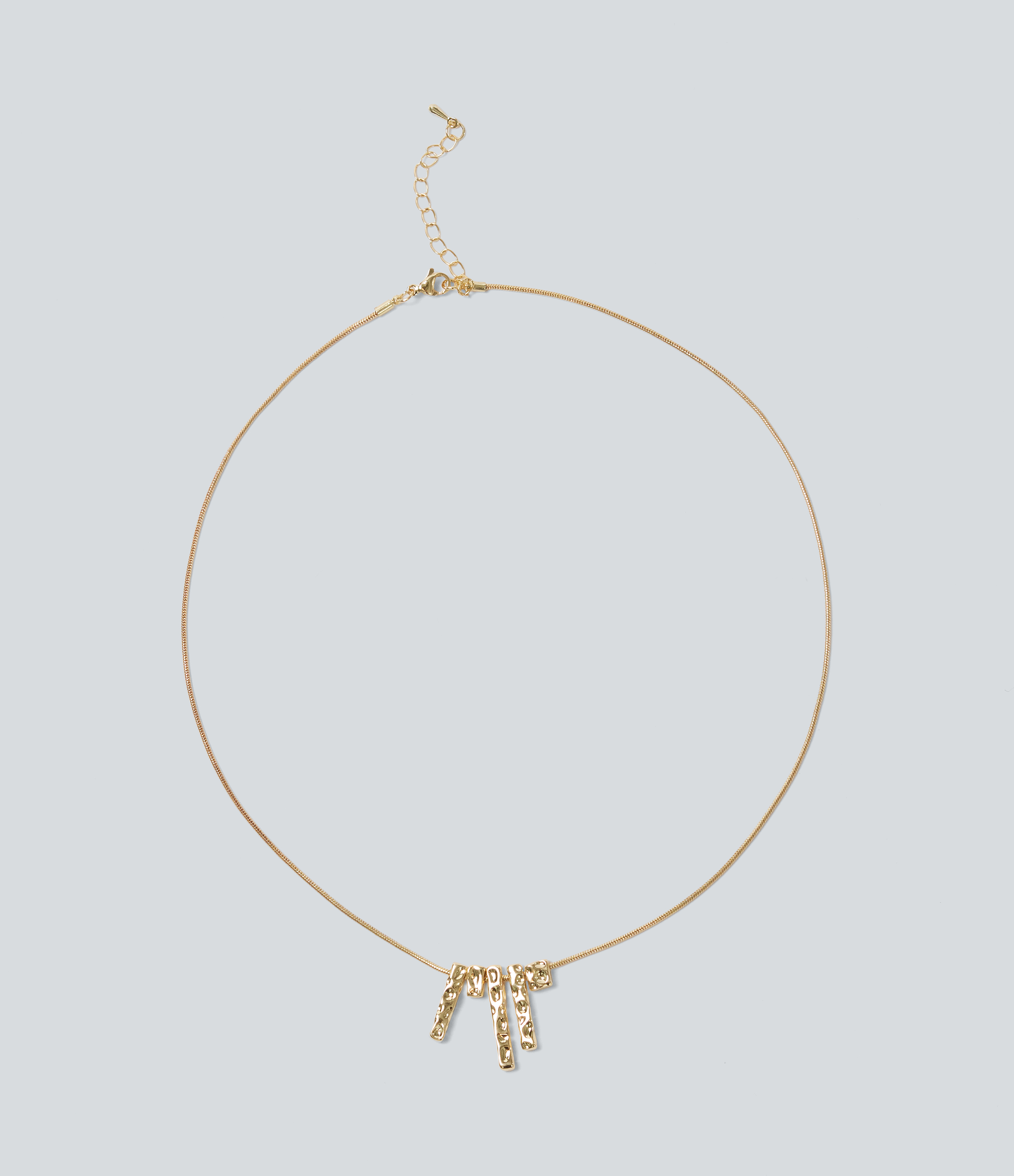 Collier à pendentif rectangulaire irrégulier en alliage