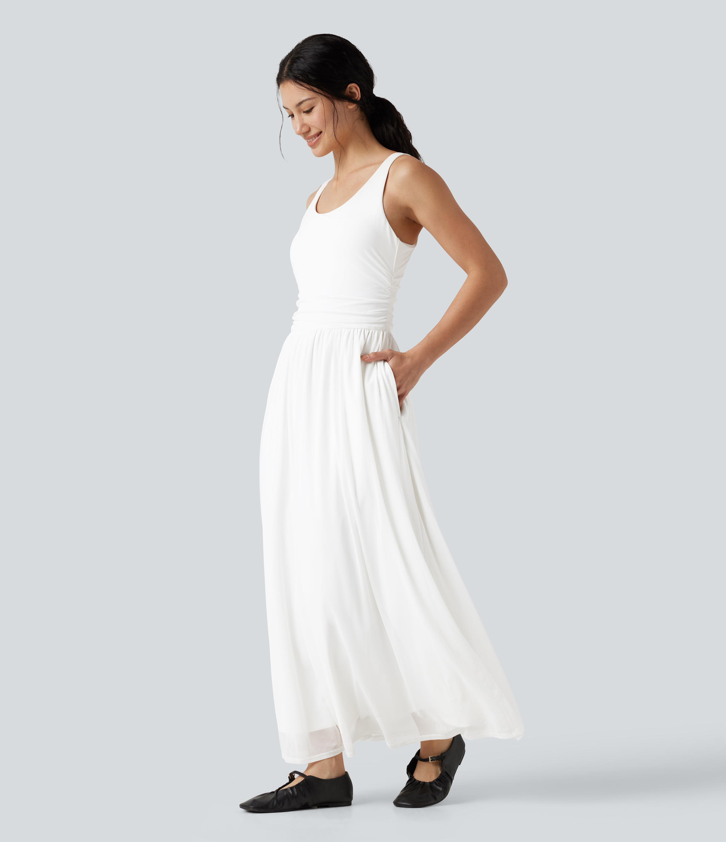 U-Neck Sleeveless Mesh Overlay Built-in Bra Maxi Casual Flowy Dress with Pockets