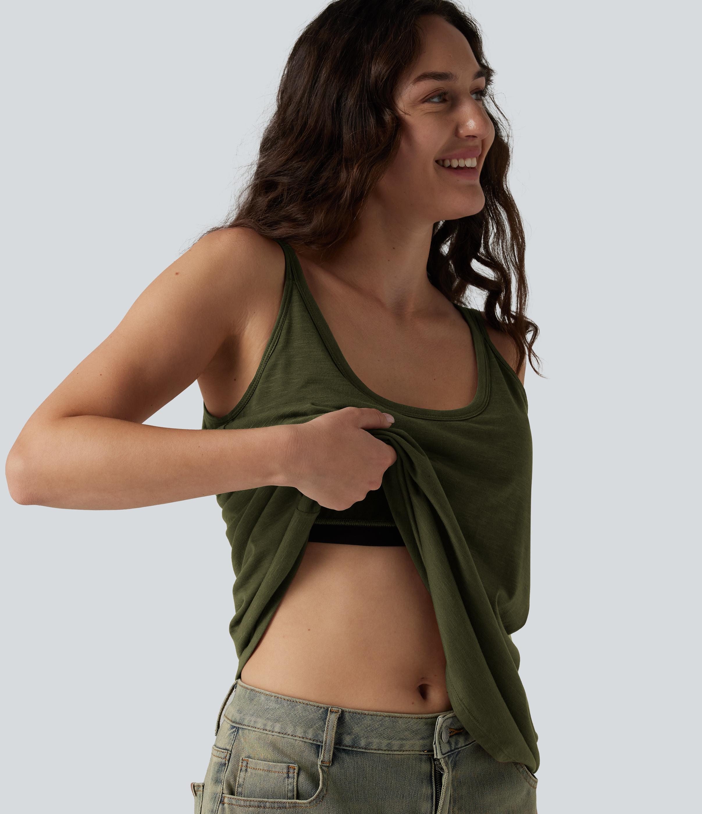 U-Neck Built-in Bra Loose Fit Casual Tank Top