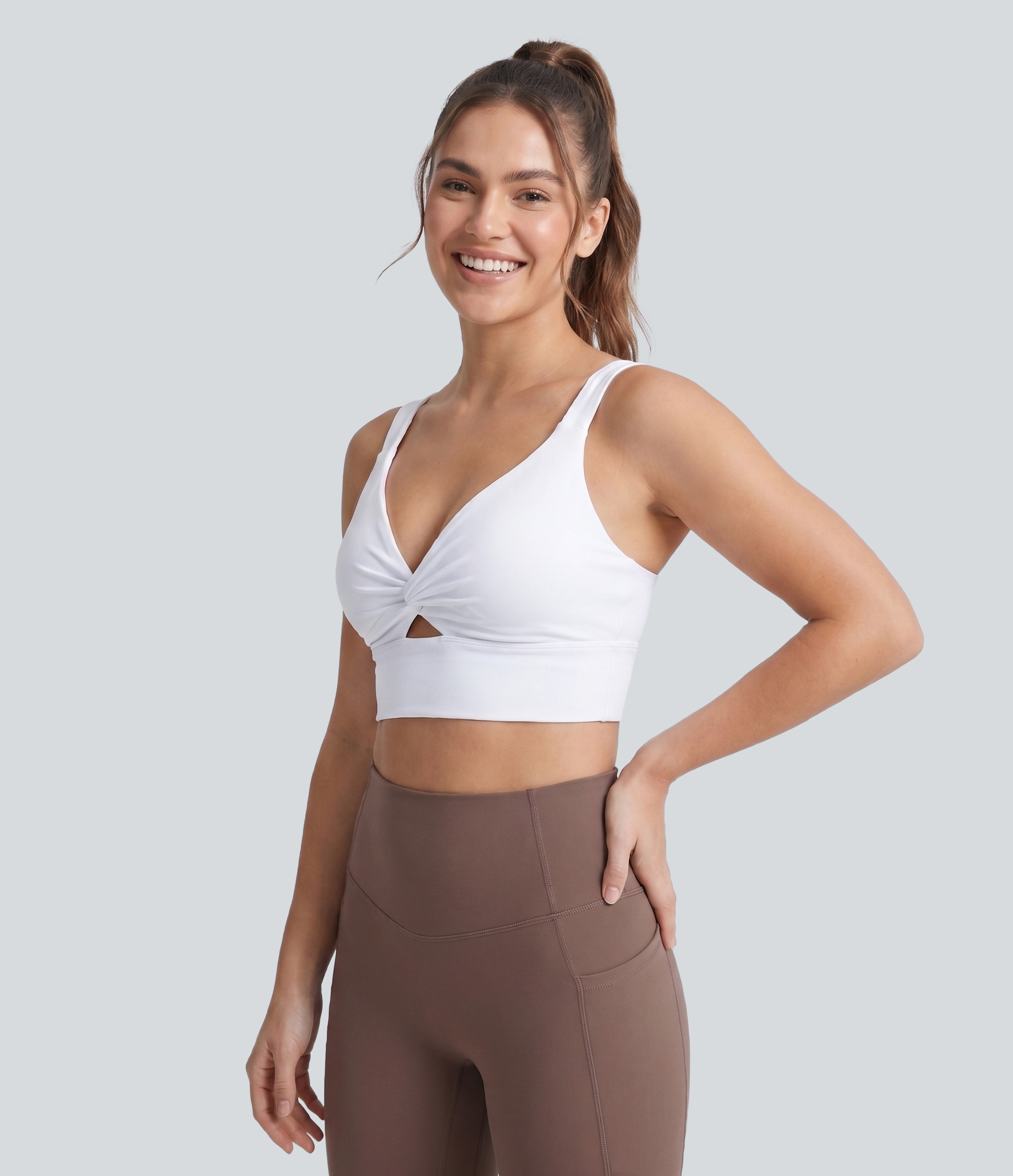 Halara UltraSculpt™ sujetador deportivo para yoga push-up de baja sujeción, copas DD–F