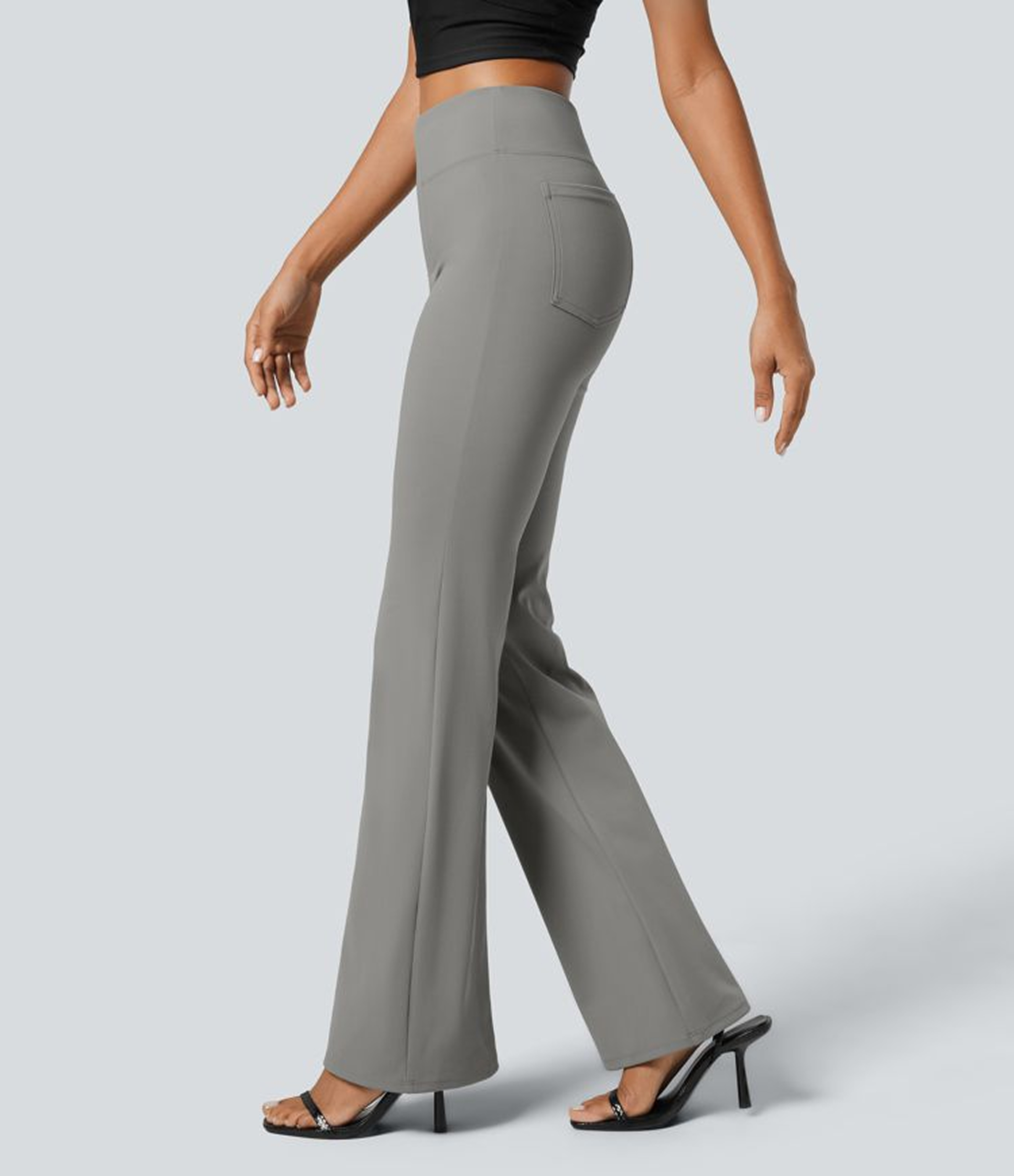 Pantalon tailleur légèrement évasé taille haute avec poches arrière Halara Flex™