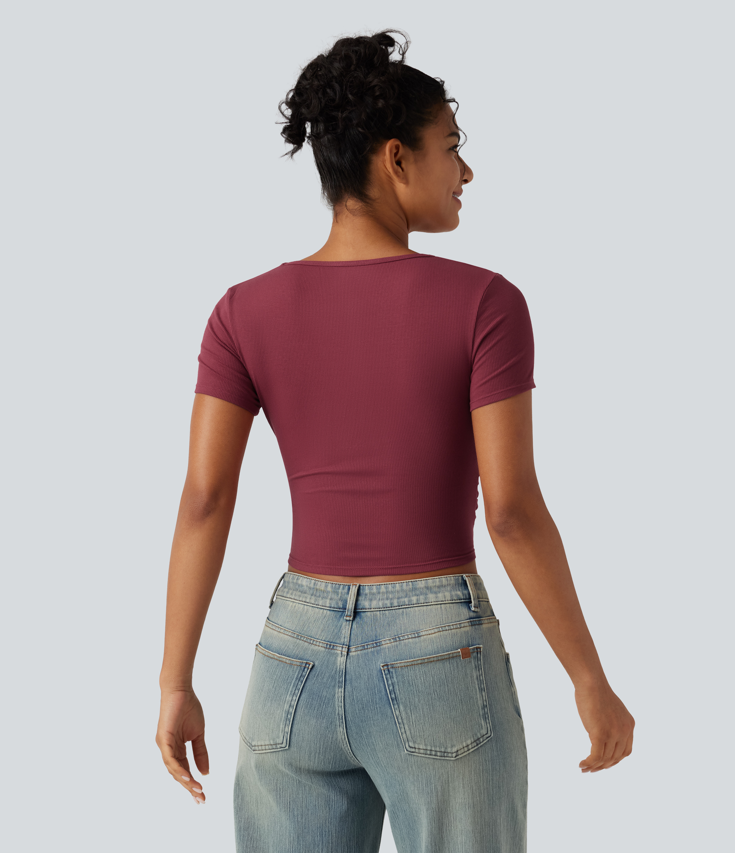 Ruby Wine Camiseta casual de punto acanalado con cuello redondo, abertura, mangas cortas y fruncido / 2