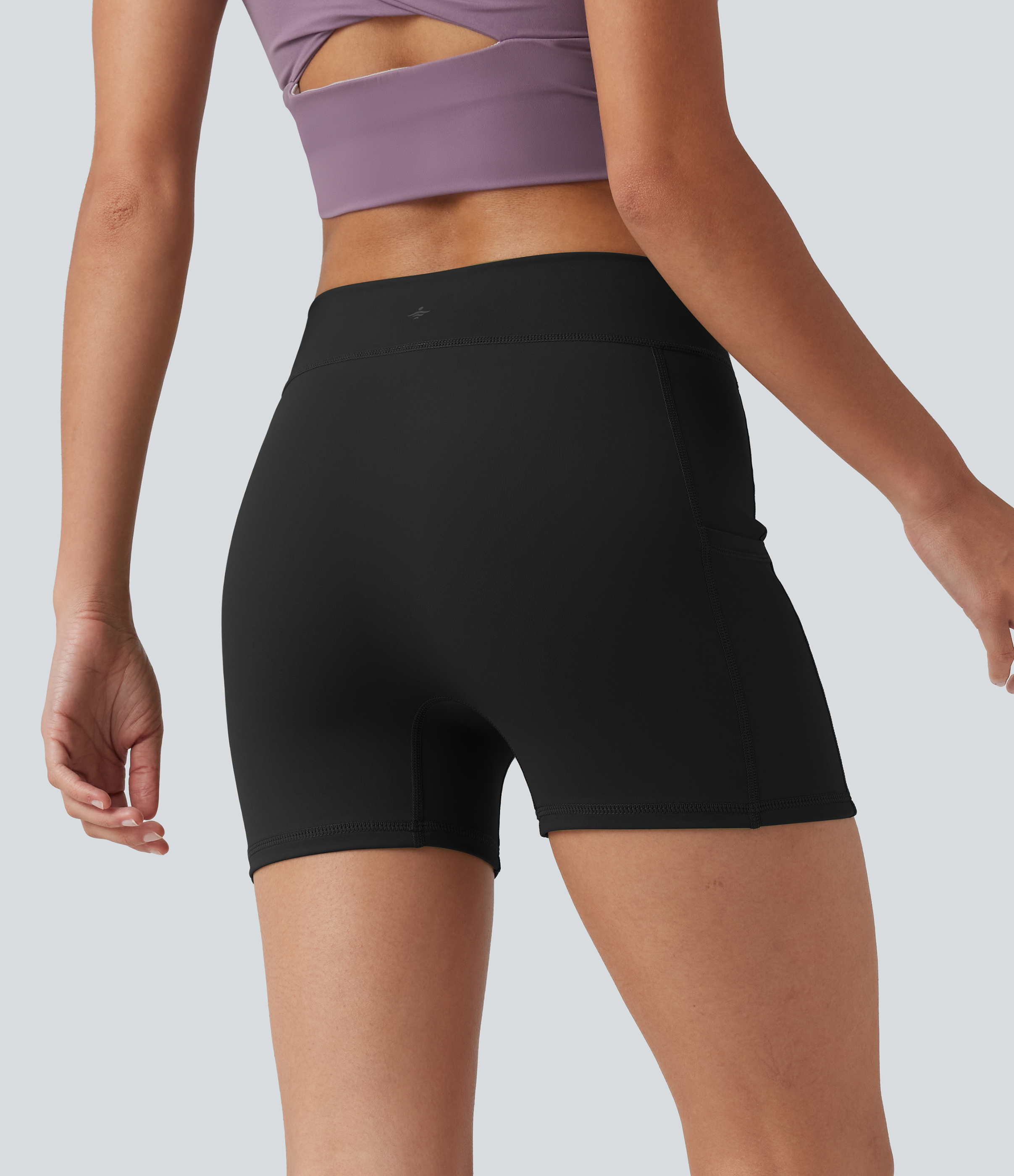 Noir SoftlyZero™ Short de yoga taille haute, aéré, uni, avec poche InstantCool 3.5" / 2