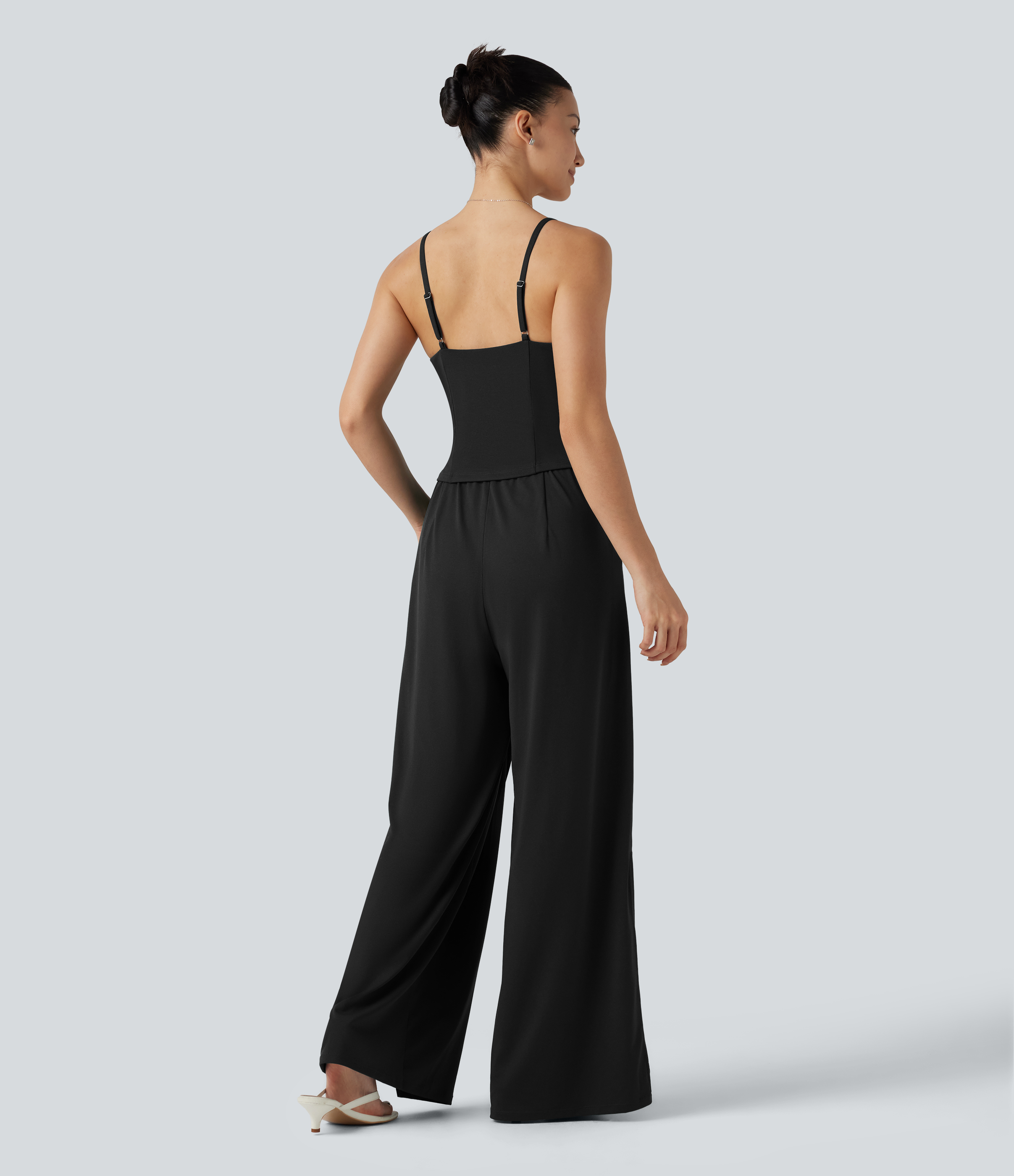 Negro Mono ancho casual tipo slip con sujetador integrado, bajo partido con detalle cruzado y bolsillos - Easy Peezy / 2