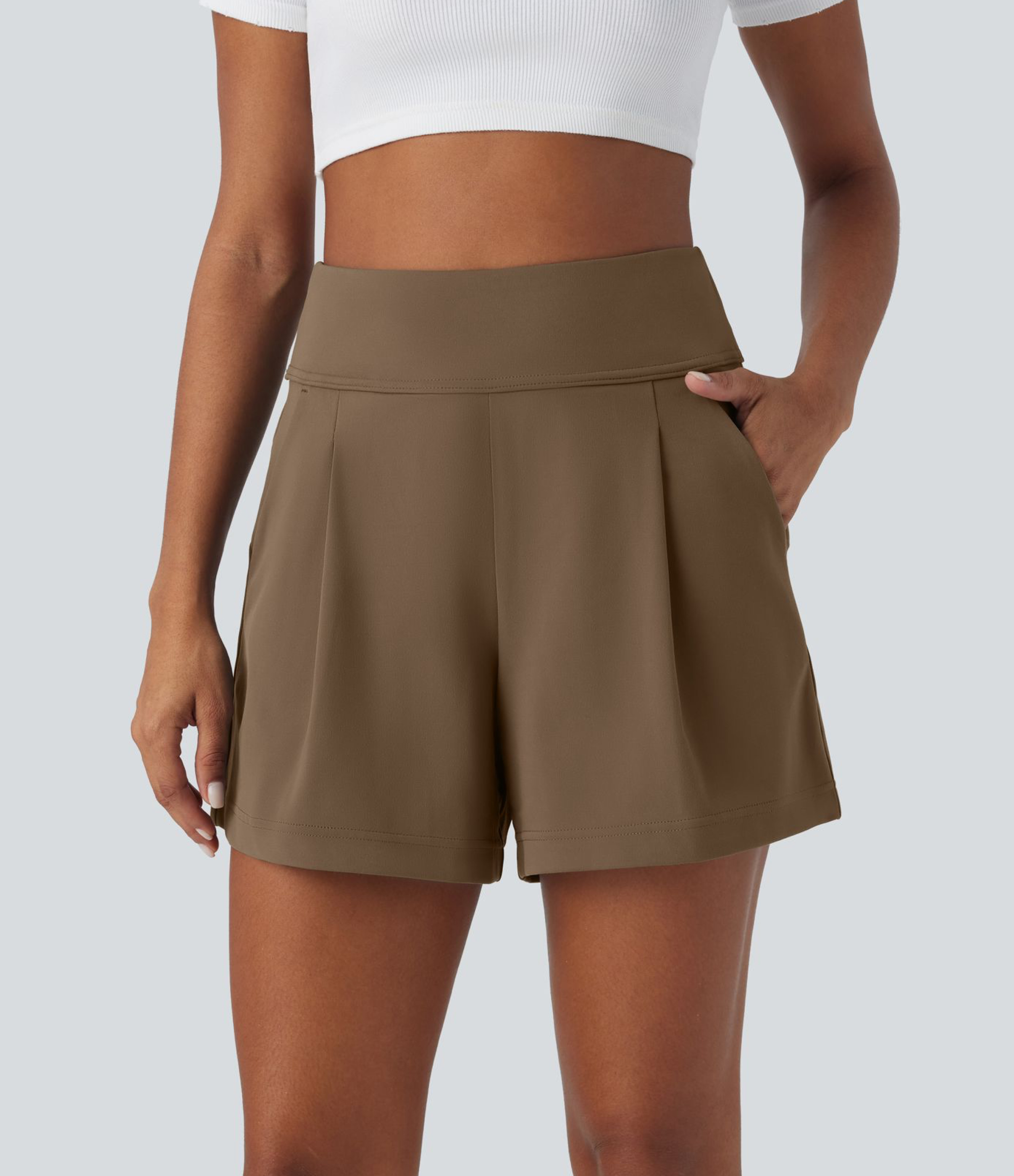 Short de travail large à taille haute avec poches