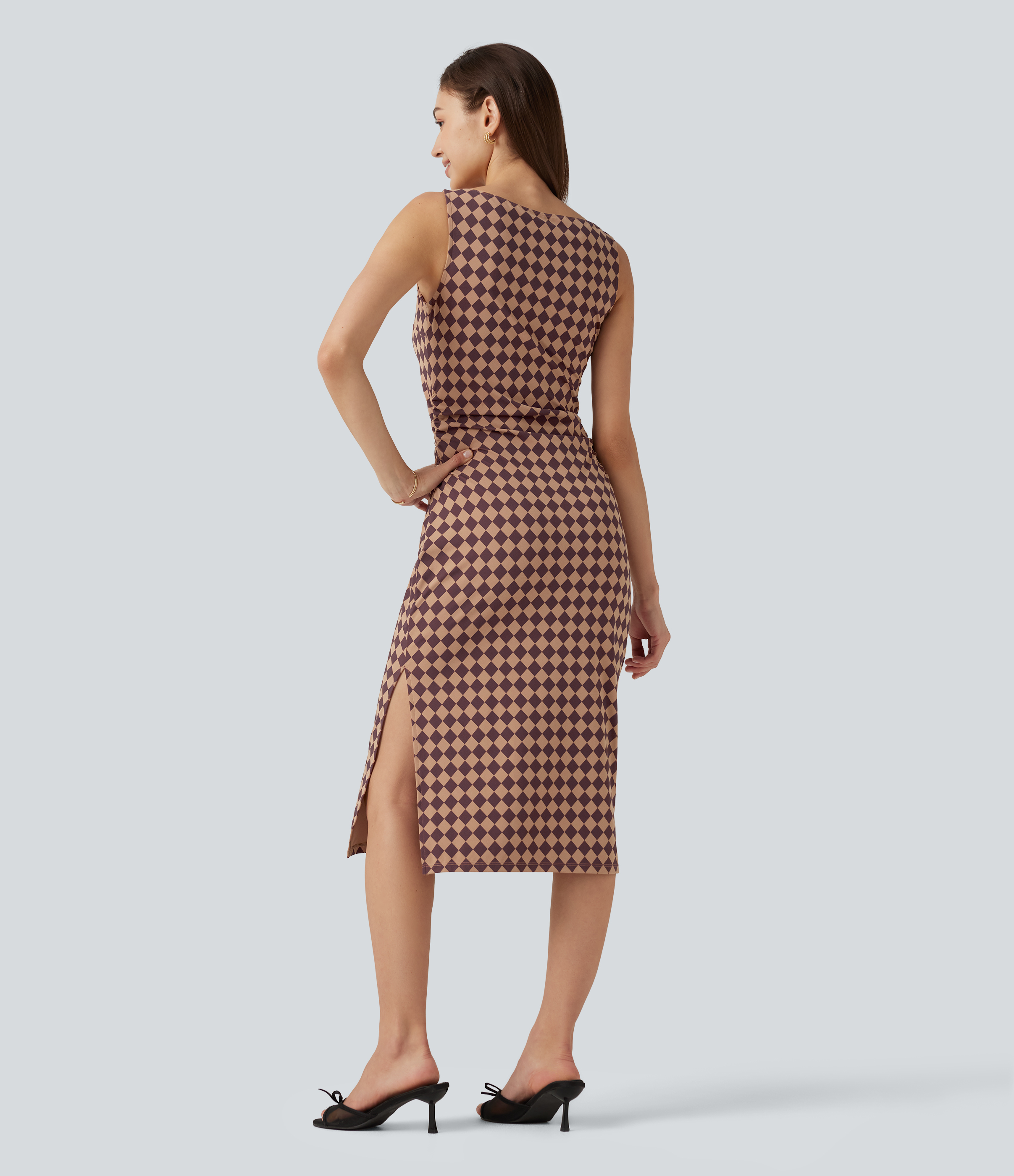 Halara UltraSculpt™ robe midi moulante, décontractée à motif à carreaux, encolure bateau, sans manches