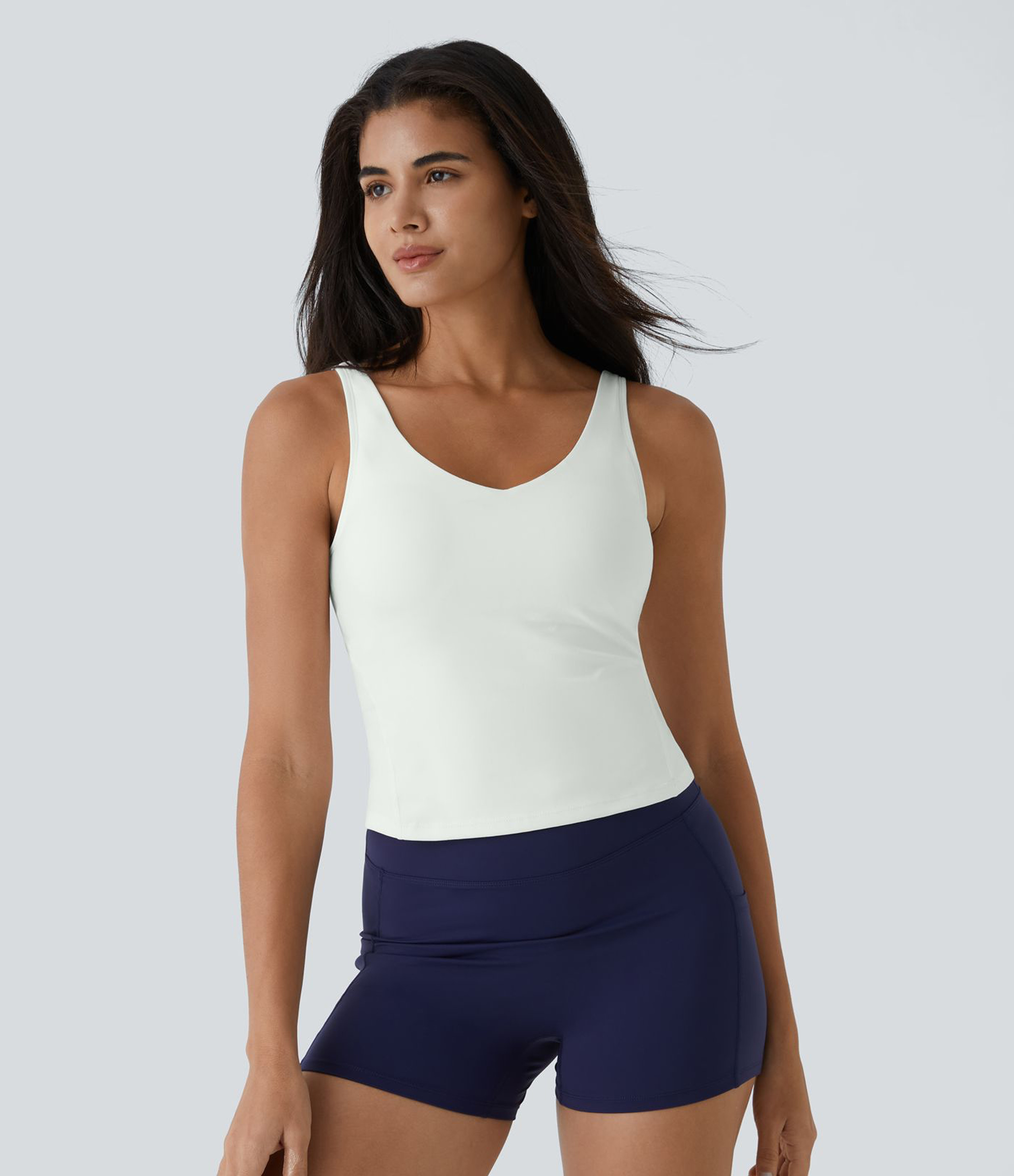 Softlyzero™ gepolstertes schlichtes Tanktop mit V-Ausschnitt