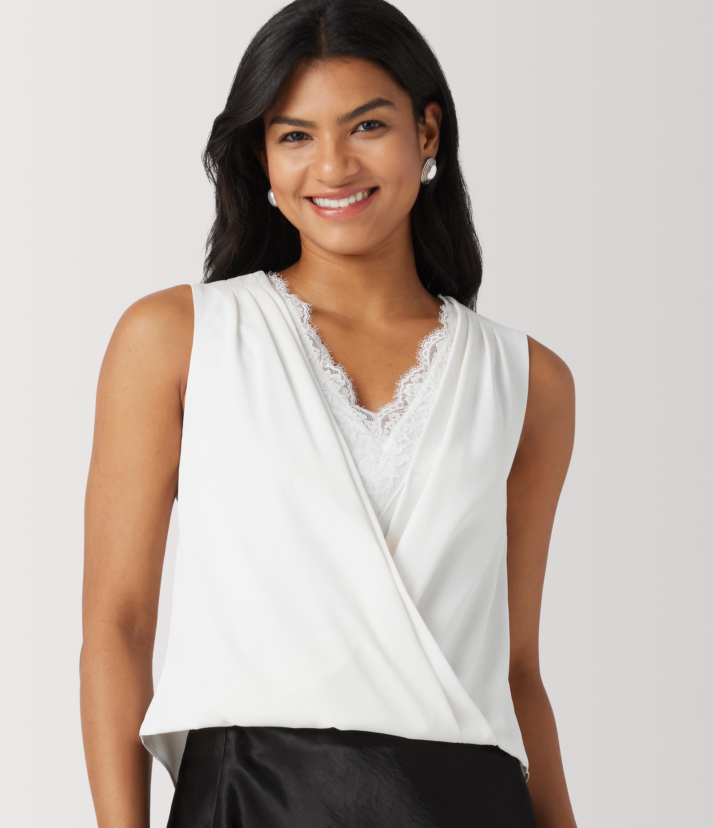 Wrinkle-Resistant V Neck Contrast Lace Ruched Sleeveless Work Blouse