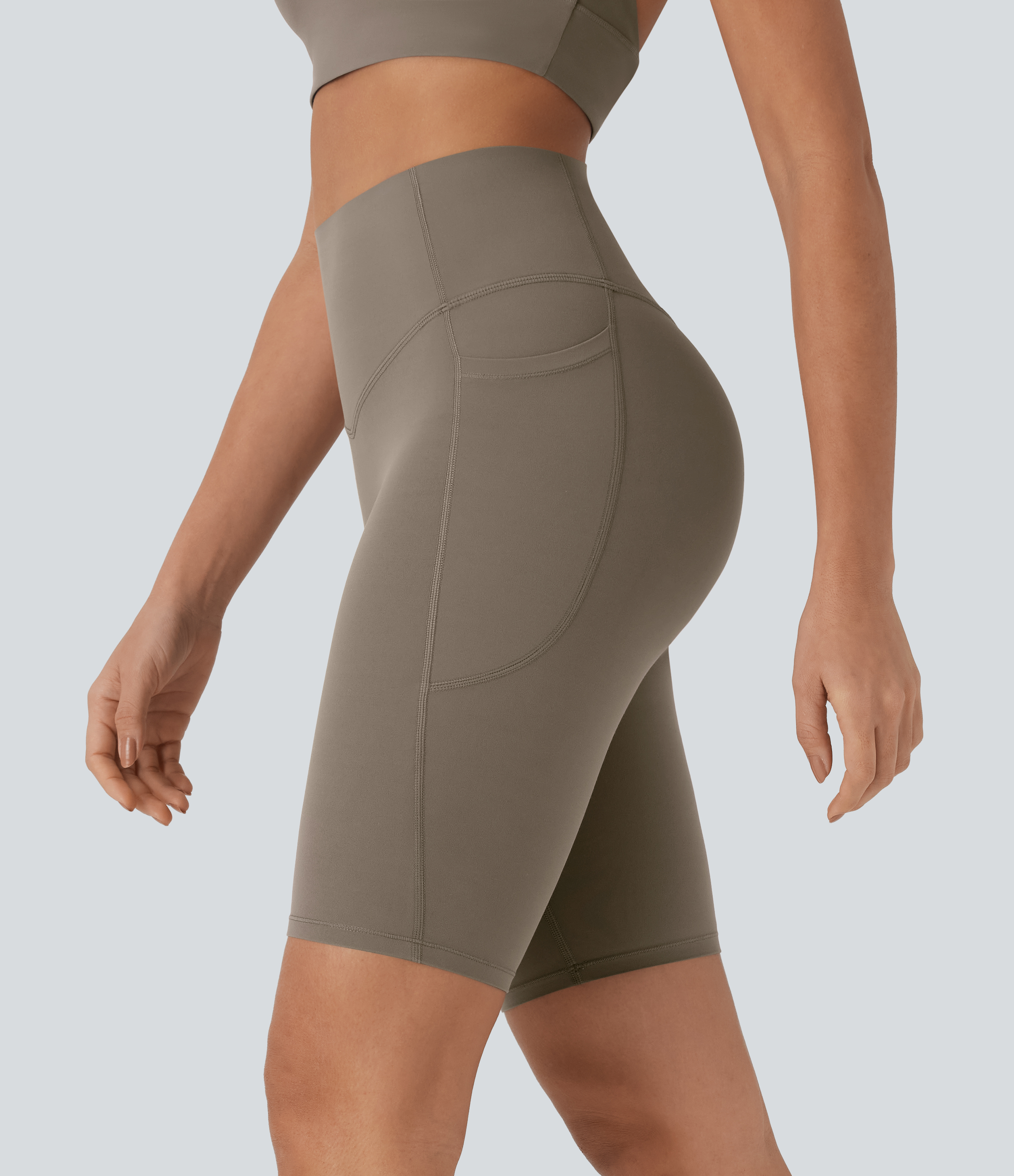 Short cycliste 22,8 cm d'entraînement gainant taille haute avec poches Halara UltraSculpt™