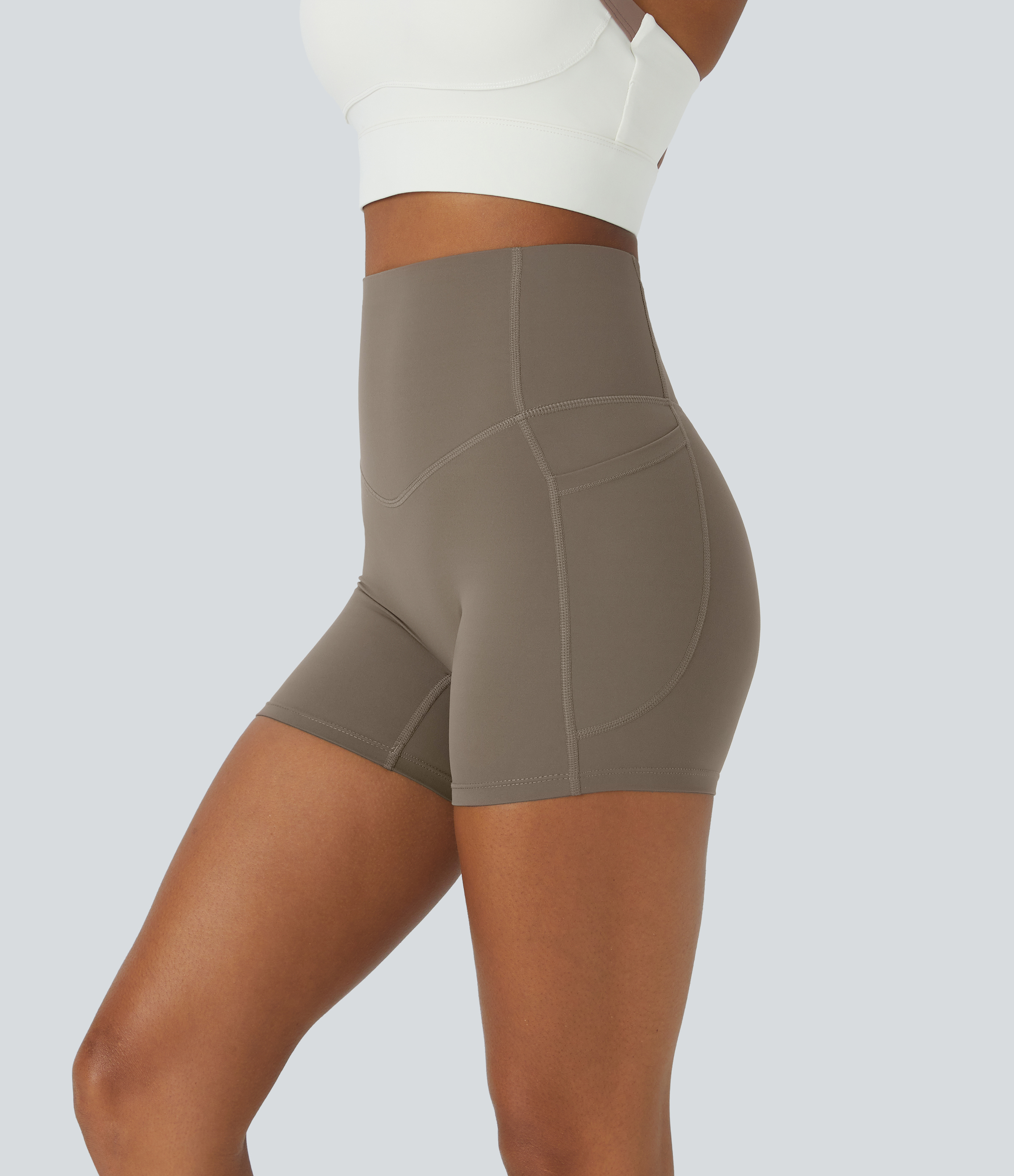 Short cycliste d'entraînement gainant taille haute UltraSculpt™ SoCinched à poches latérales 12,5 cm