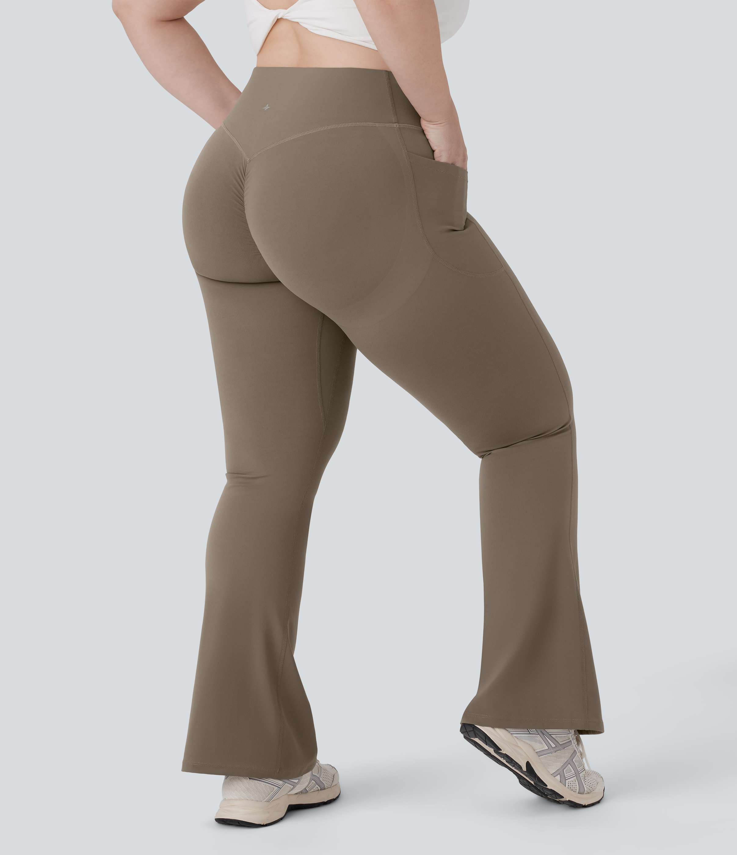 Halara UltraSculpt™ High Waisted Scrunch Butt Lifting Tummy Control Pocket Shaping Yoga Bootcut Plus Size Leggings