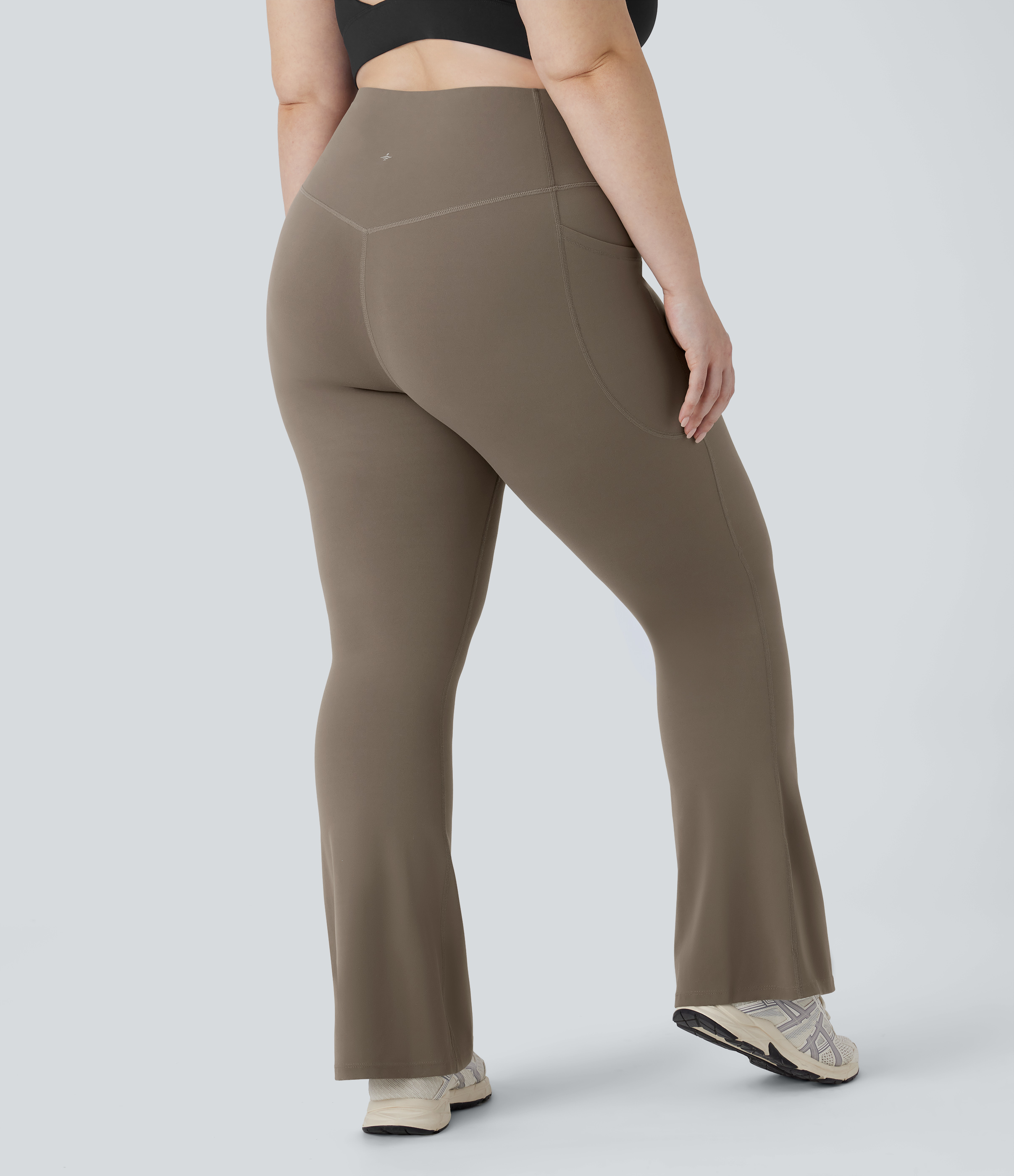 Dawn Brown Leggings SoCinched UltraSculpt yoga moldeador tiro alto bolsillo lateral control abdomen Bootcut talla grande / 2