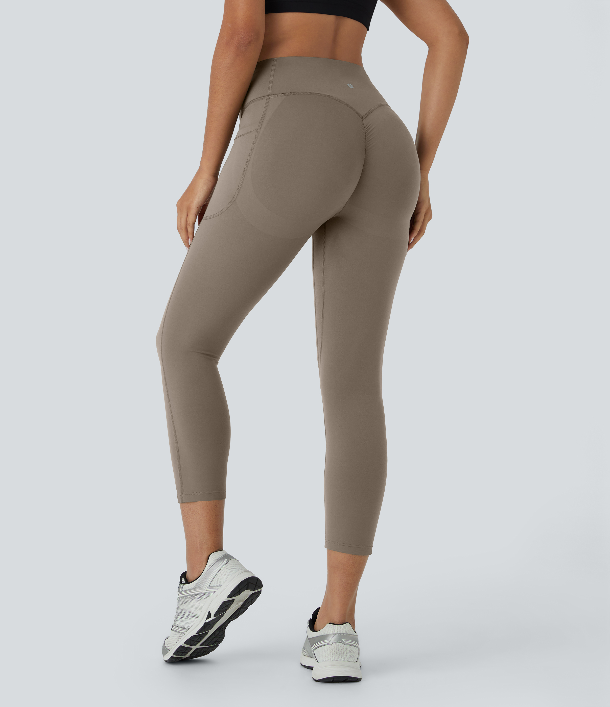 Halara UltraSculpt™ High Waisted Scrunch Butt Lifting Tummy Control Pocket Shaping Capri Training Leggings