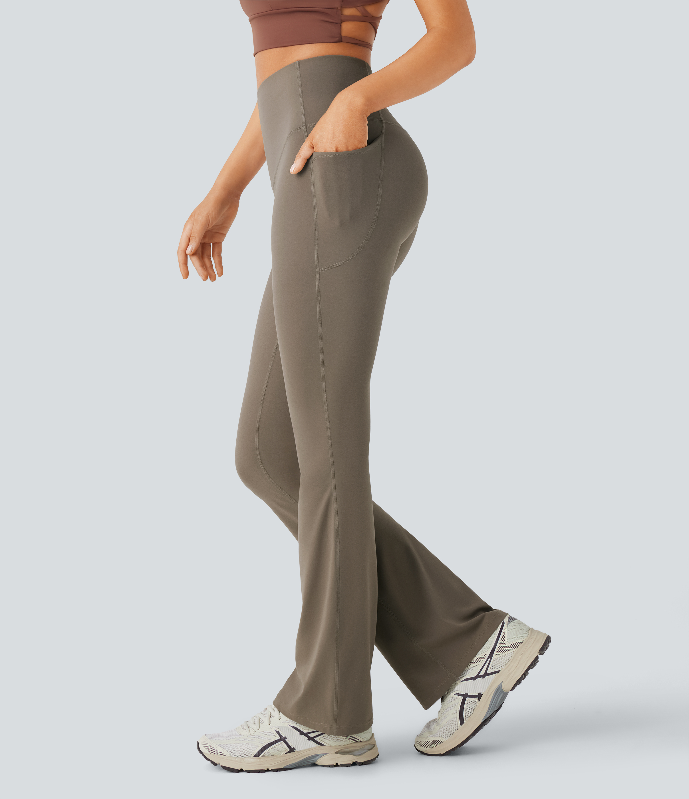 Halara UltraSculpt™ High Waisted Tummy Control Pocket Shaping Yoga Bootcut Leggings