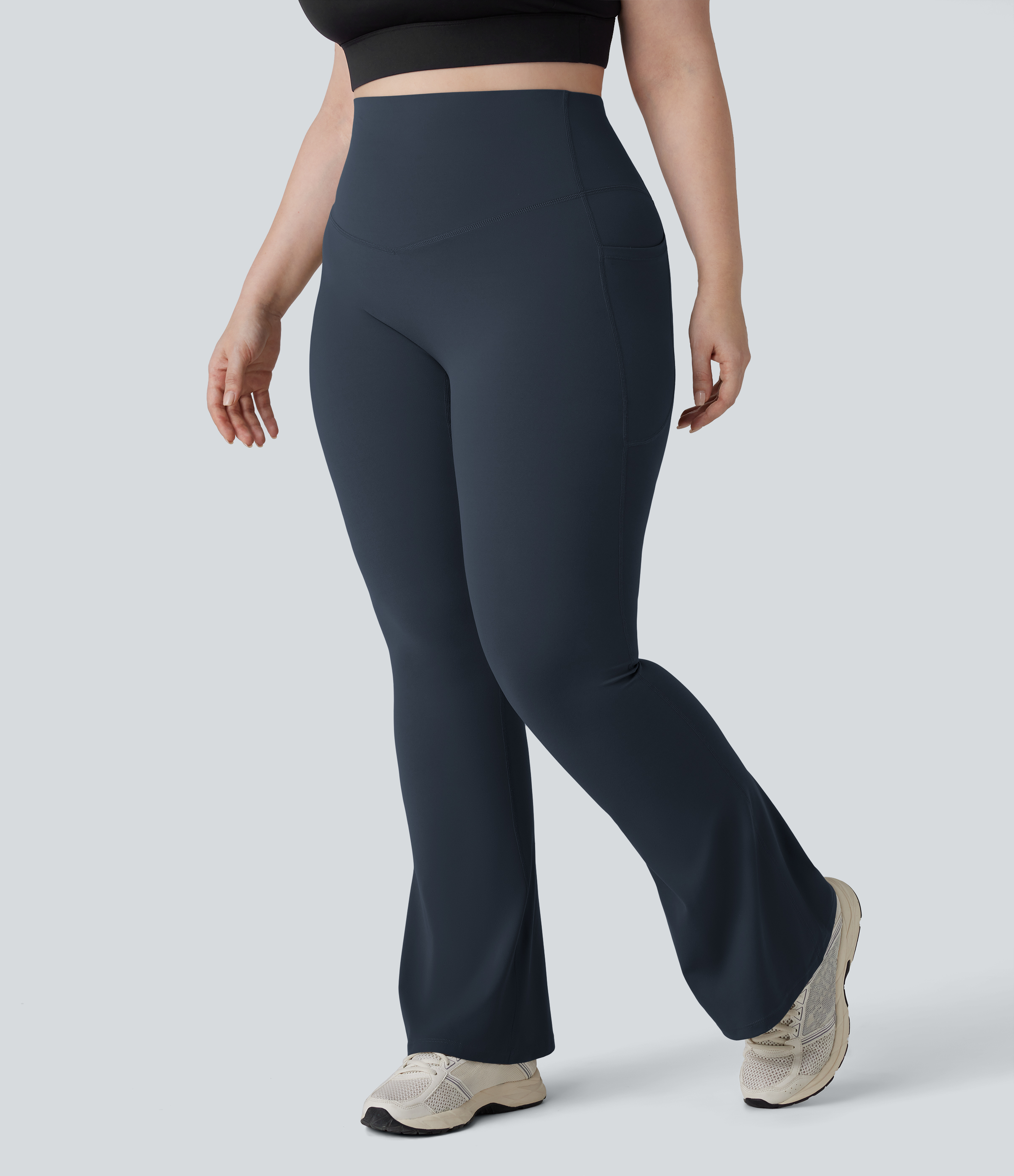 Halara UltraSculpt™ High Waisted Tummy Control Pocket Shaping Yoga Bootcut Plus Size Leggings