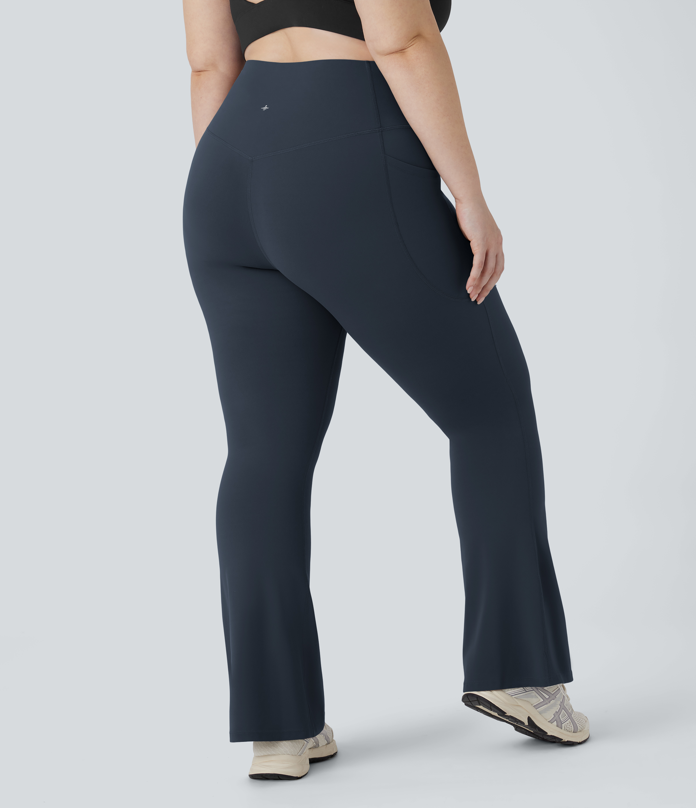 Carbon Halara UltraSculpt™ legging grande taille bootcut pour le yoga, taille haute, effet gainant et sculptant, contrôle du ventre, avec poches / 2