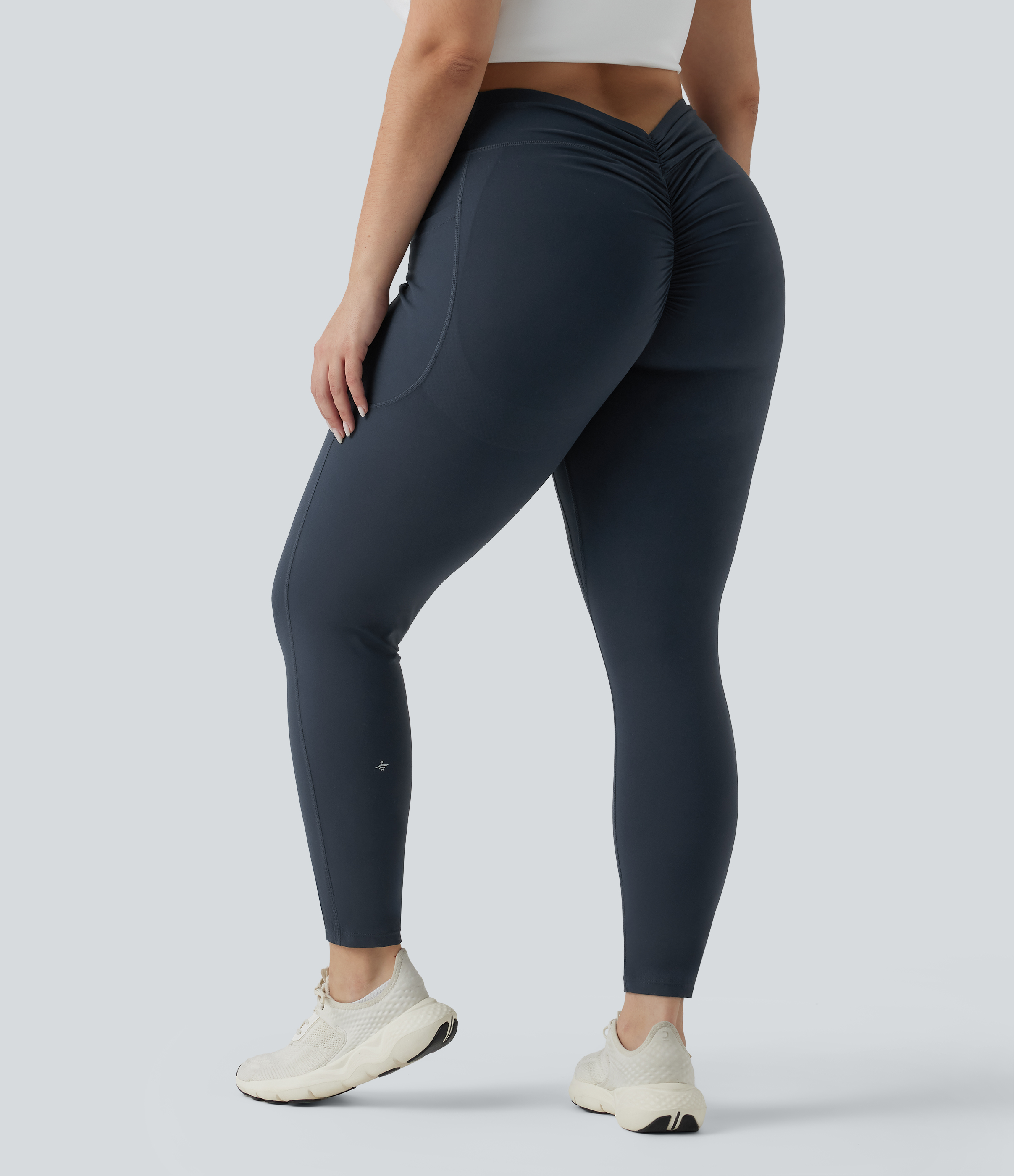 Leggings de yoga grande taille Halara UltraSculpt™ à taille haute, contrôle du ventre, effet push‑up des fesses avec fronces, avec poches