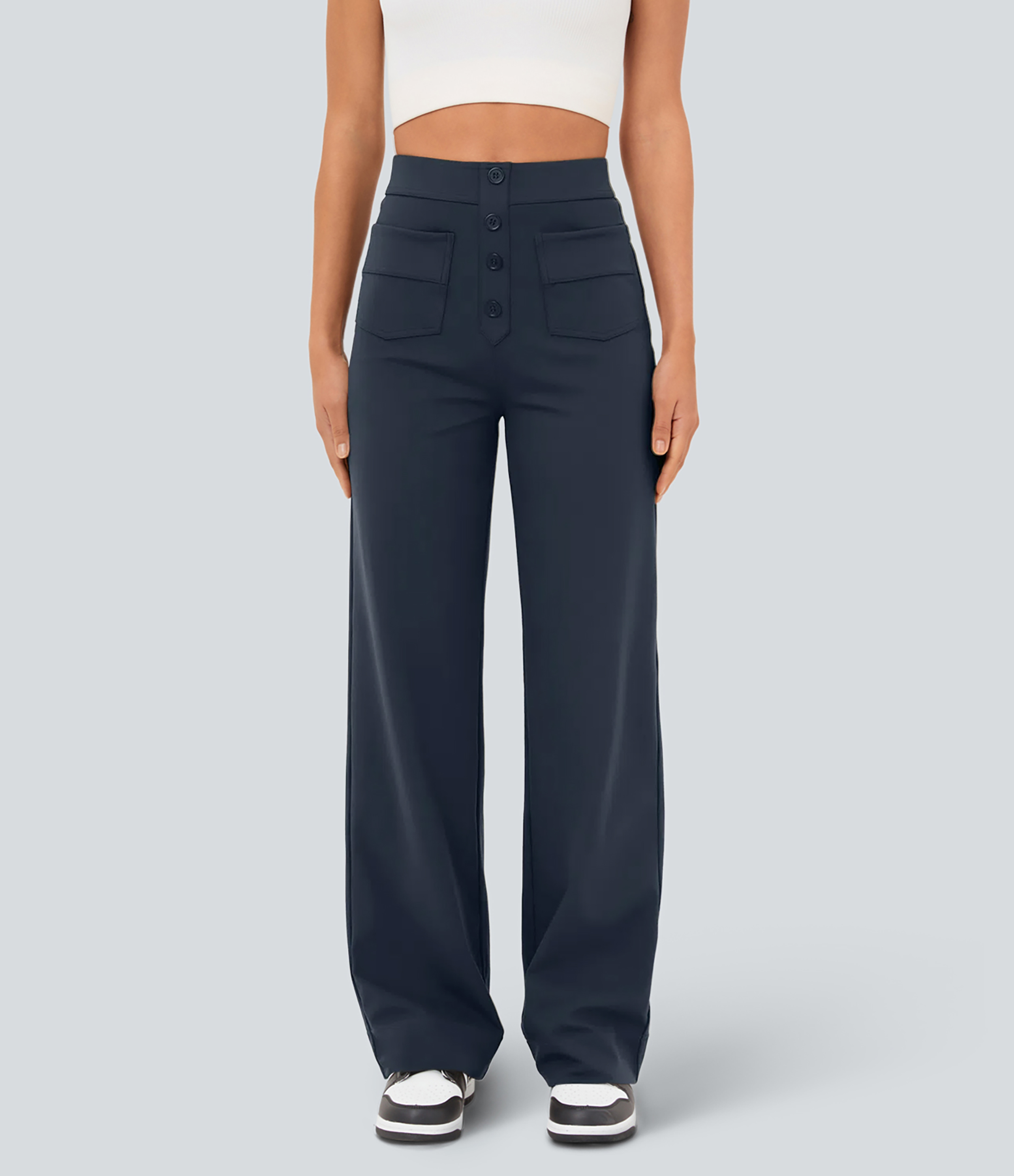 Lässige Stoffhose mit hohem Bund und mehreren Taschen und geradem Bein