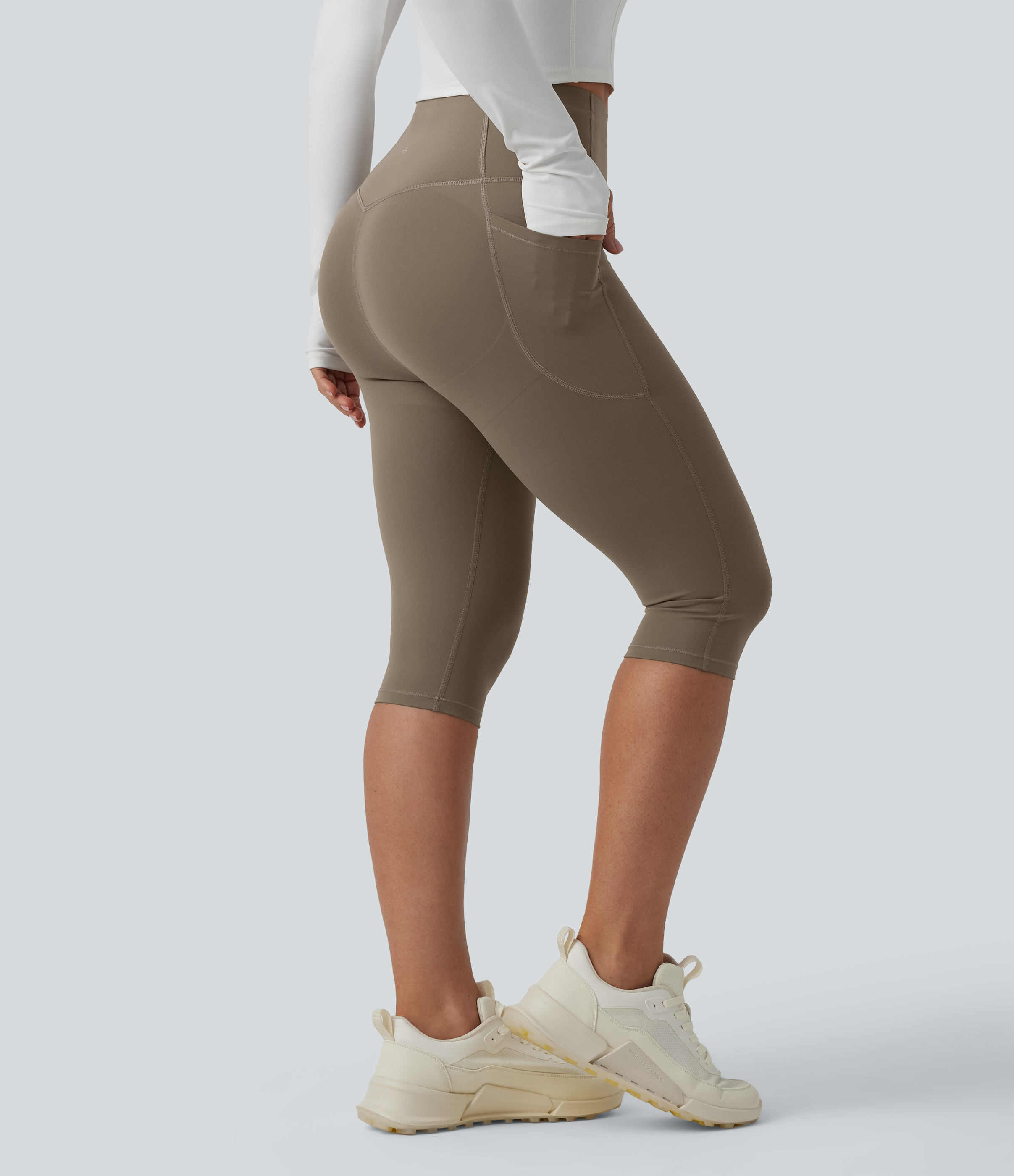 Halara UltraSculpt™ High Waisted Butt Lifting Tummy Control Pedal Pushers Shaping Training Leggings with Pockets
