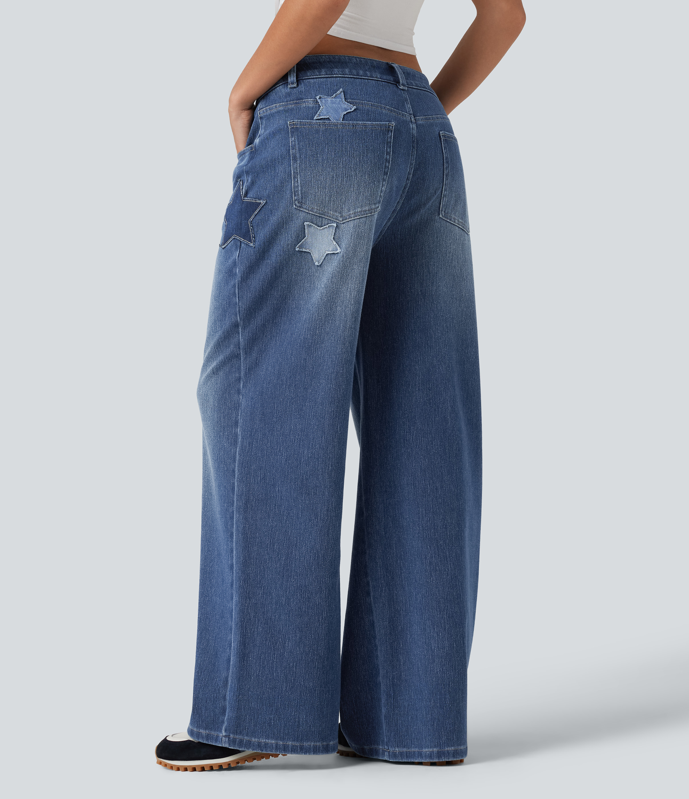 Tide Blue Denim Halara Flex™ kõrge vöökohaga, lahtise lõikega vabaaja farkpüksid tikandiga ja taskutega / 2
