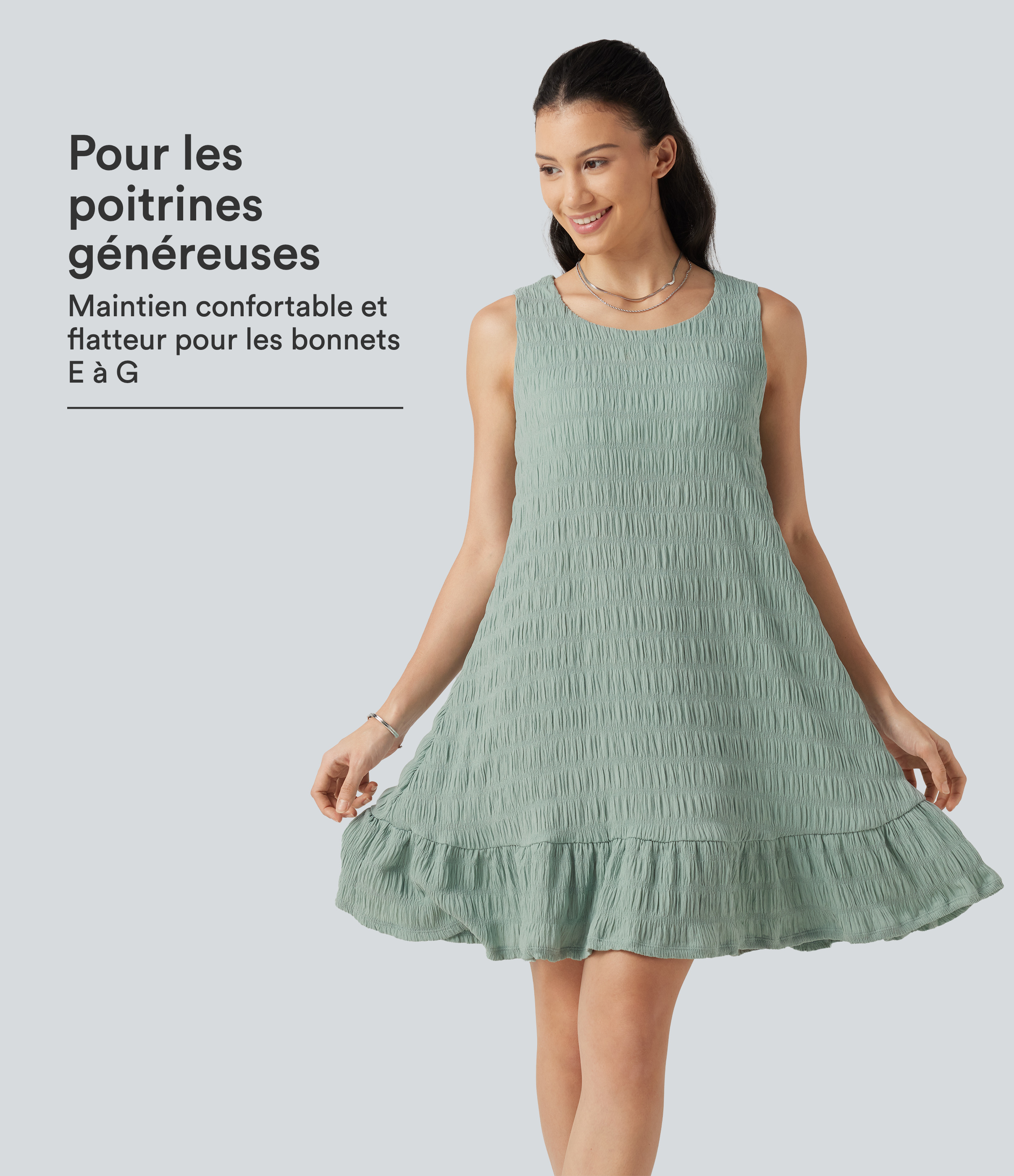 Robe mini sans manches à encolure arrondie avec ourlet à volants, coussinets amovibles et bonnets E à G