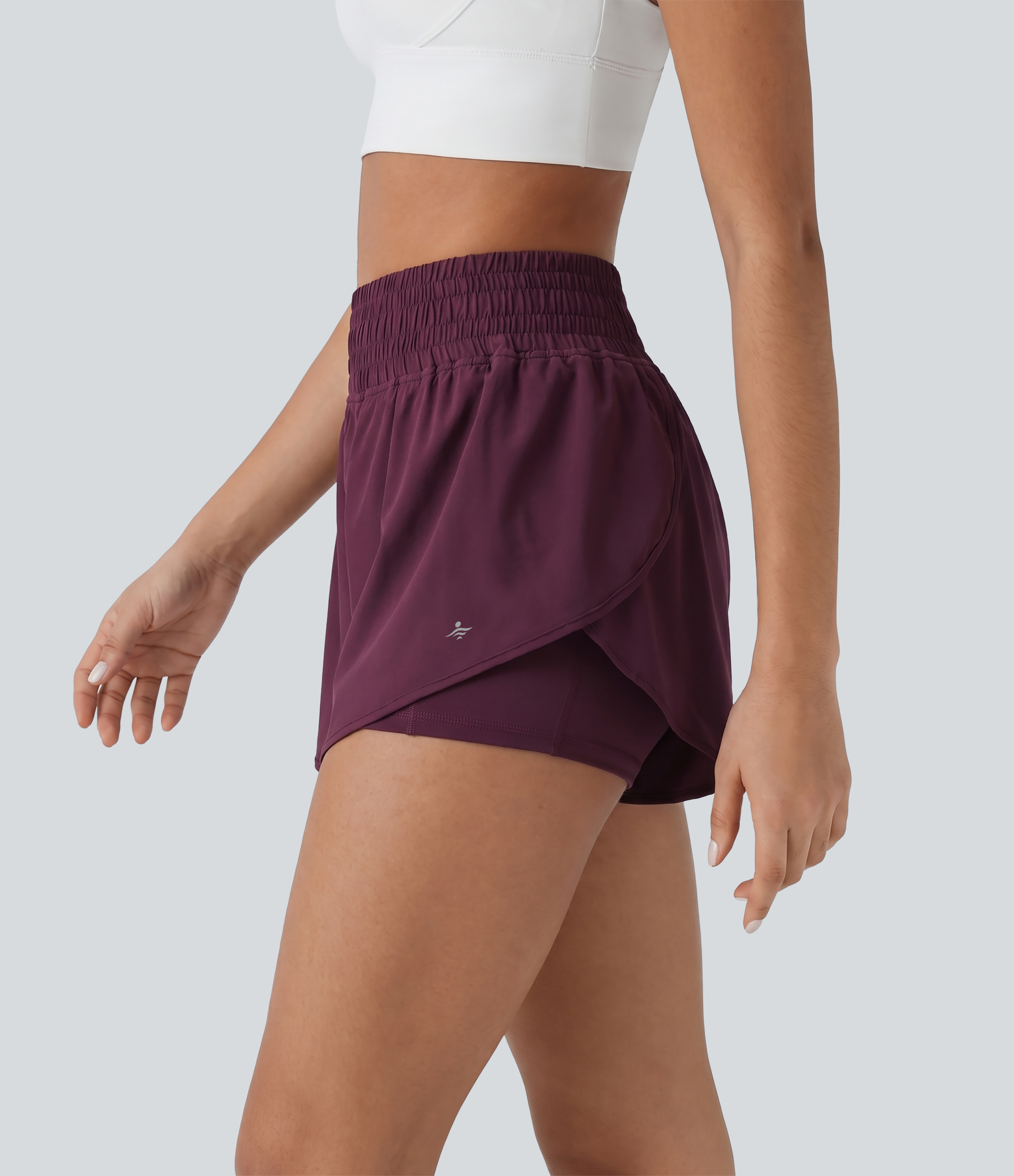 Breezeful™ High-Waisted 2-in-1 Laufshorts mit hohem Bund, Crossover-Überlappung und geschwungenem Saum, schnelltrocknend, 3'' mit Taschen