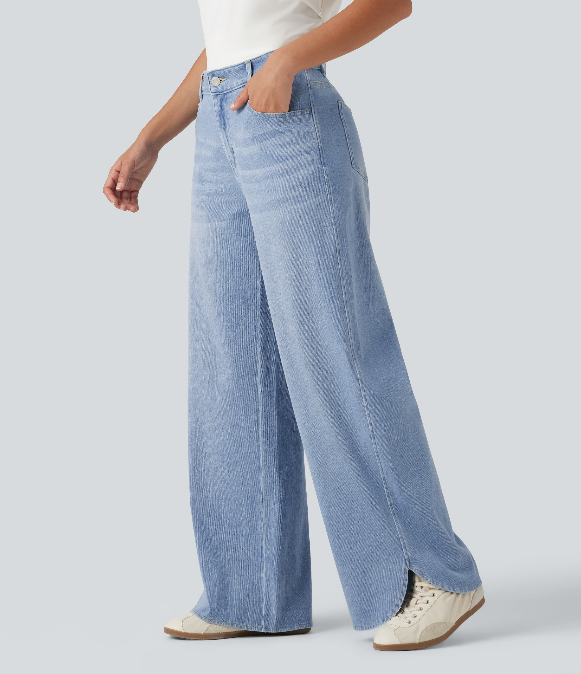 Malibu Blue Denim Halara Flex™ jeans casual de tiro medio y pernera ancha con bolsillos / 1