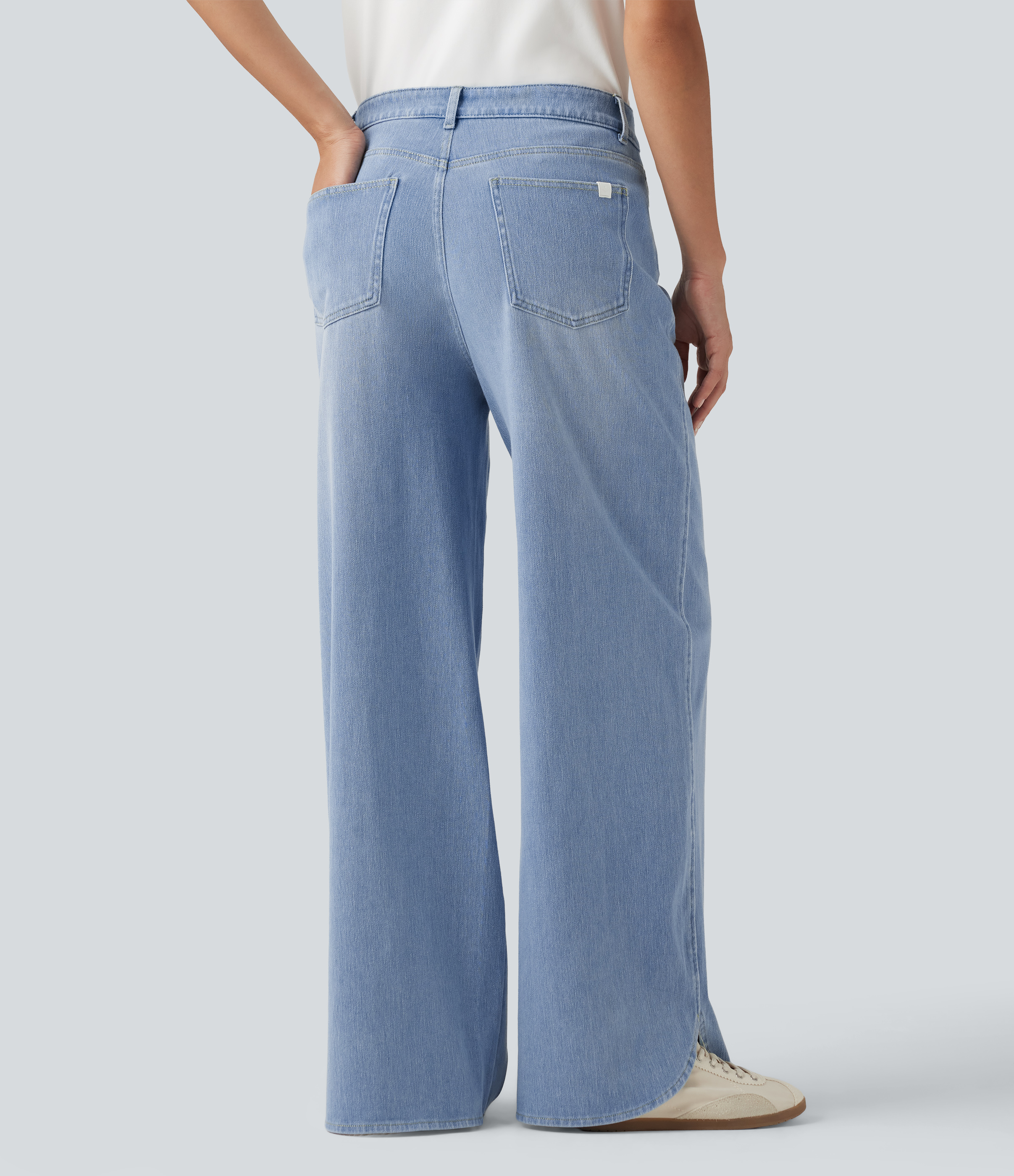 Malibu Blue Denim Halara Flex™ jeans casual de tiro medio y pernera ancha con bolsillos / 2