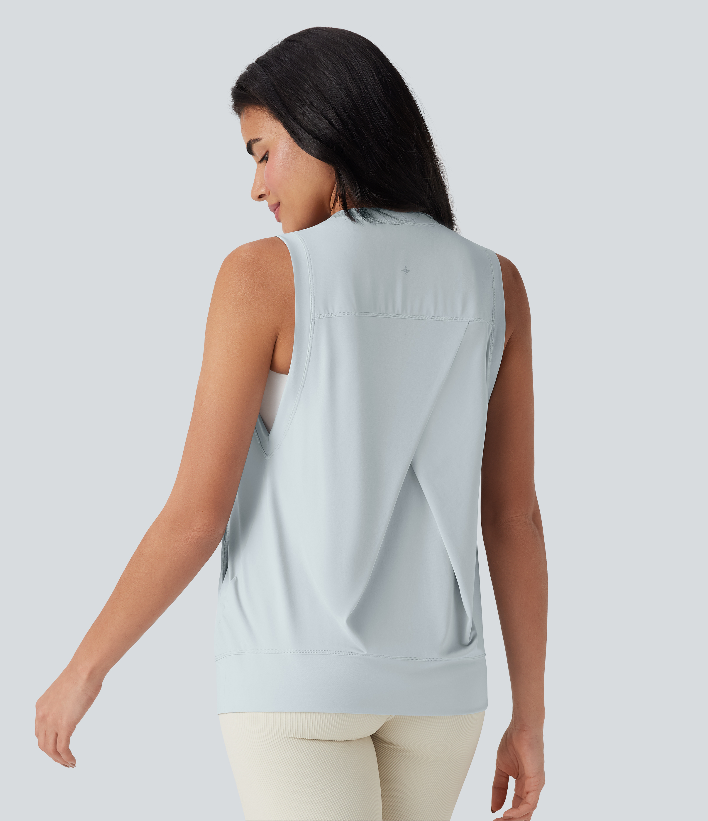 Round Neck  Yoga Tank Vest Top with Side Pockets-UPF50+