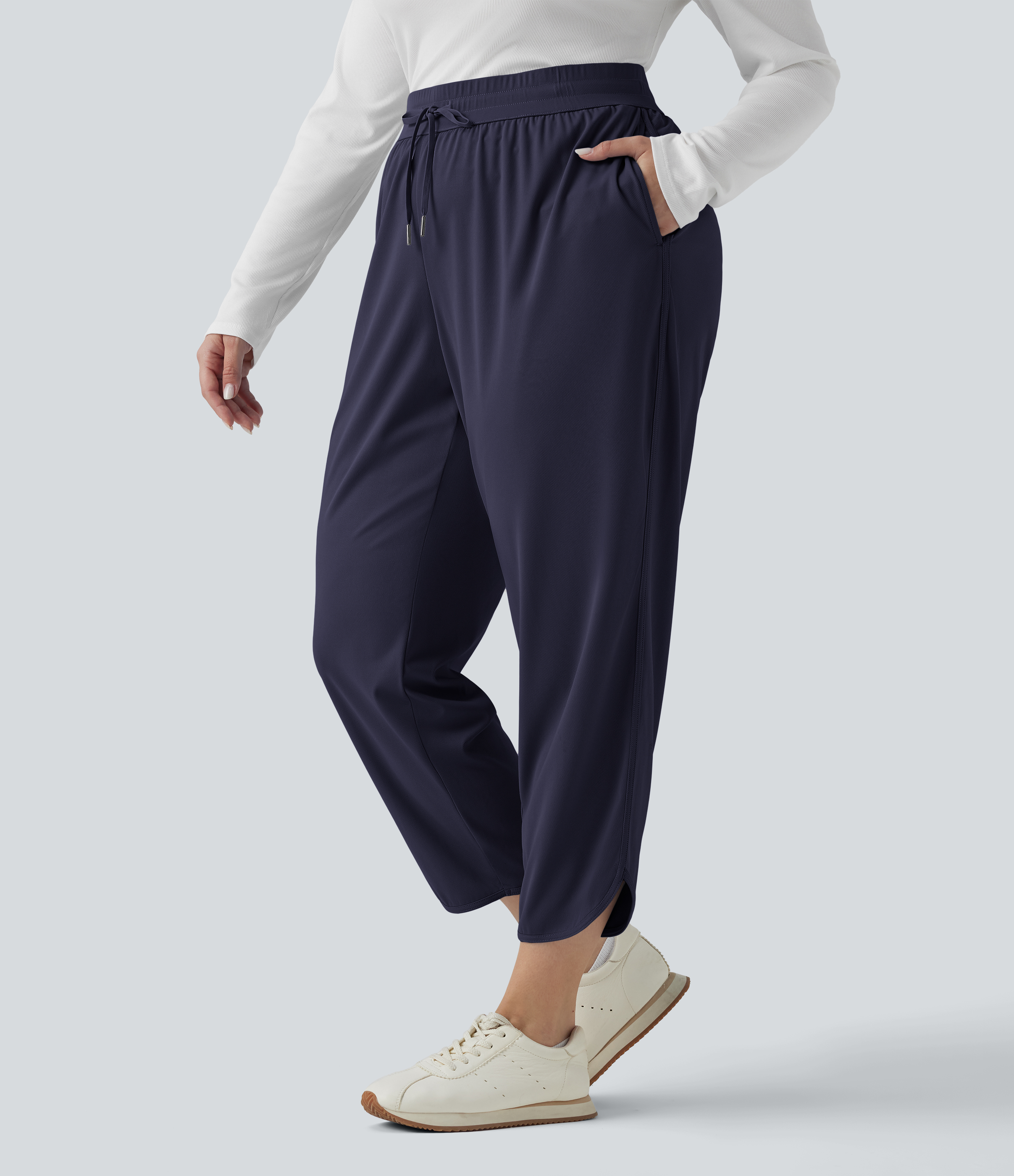Plus Size Mid Rise Drawstring Curved Hem Quick Dry Golf Tapered Pants with Pockets-UPF40+
