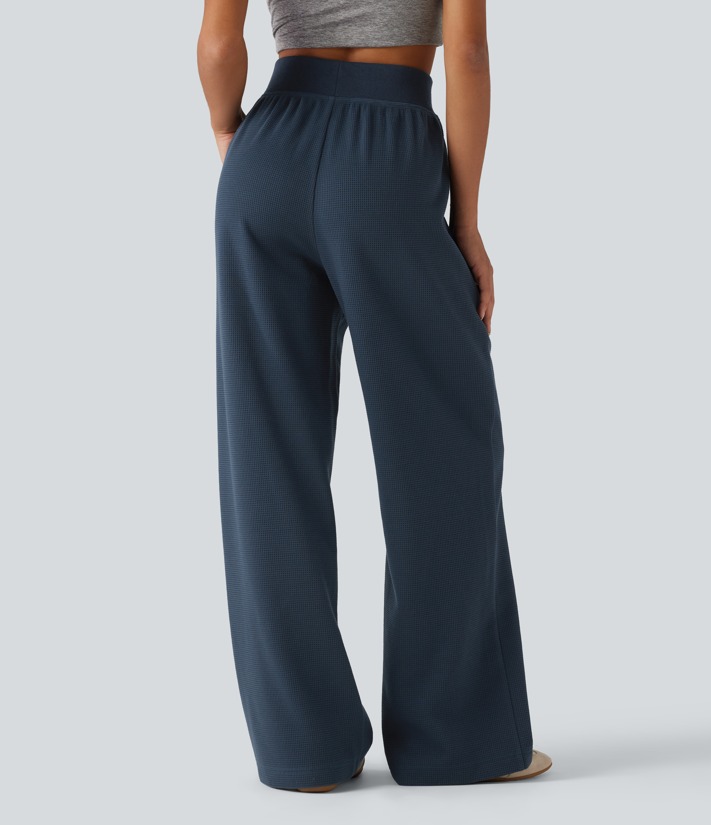 Deep Night Blue Pantalones sweat casual de tejido waffle, cintura alta y pernera recta, con bolsillos / 2