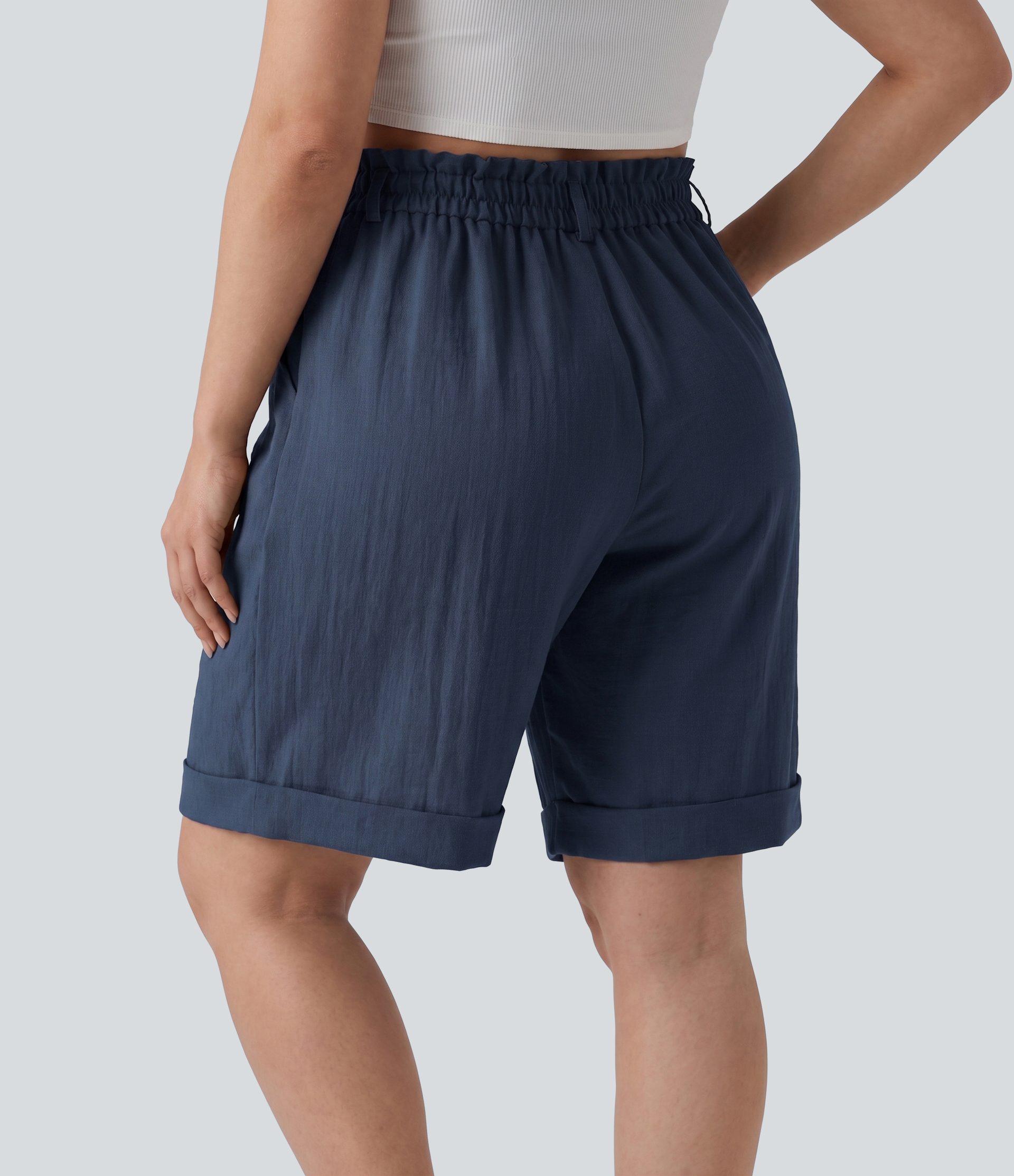 Deep Secluded Blue Bermudashorts im Resort-Stil für große Größen, hoch tailliert, mit aufgerolltem Saum, in Leinen-Optik, 10'' mit Taschen / 2