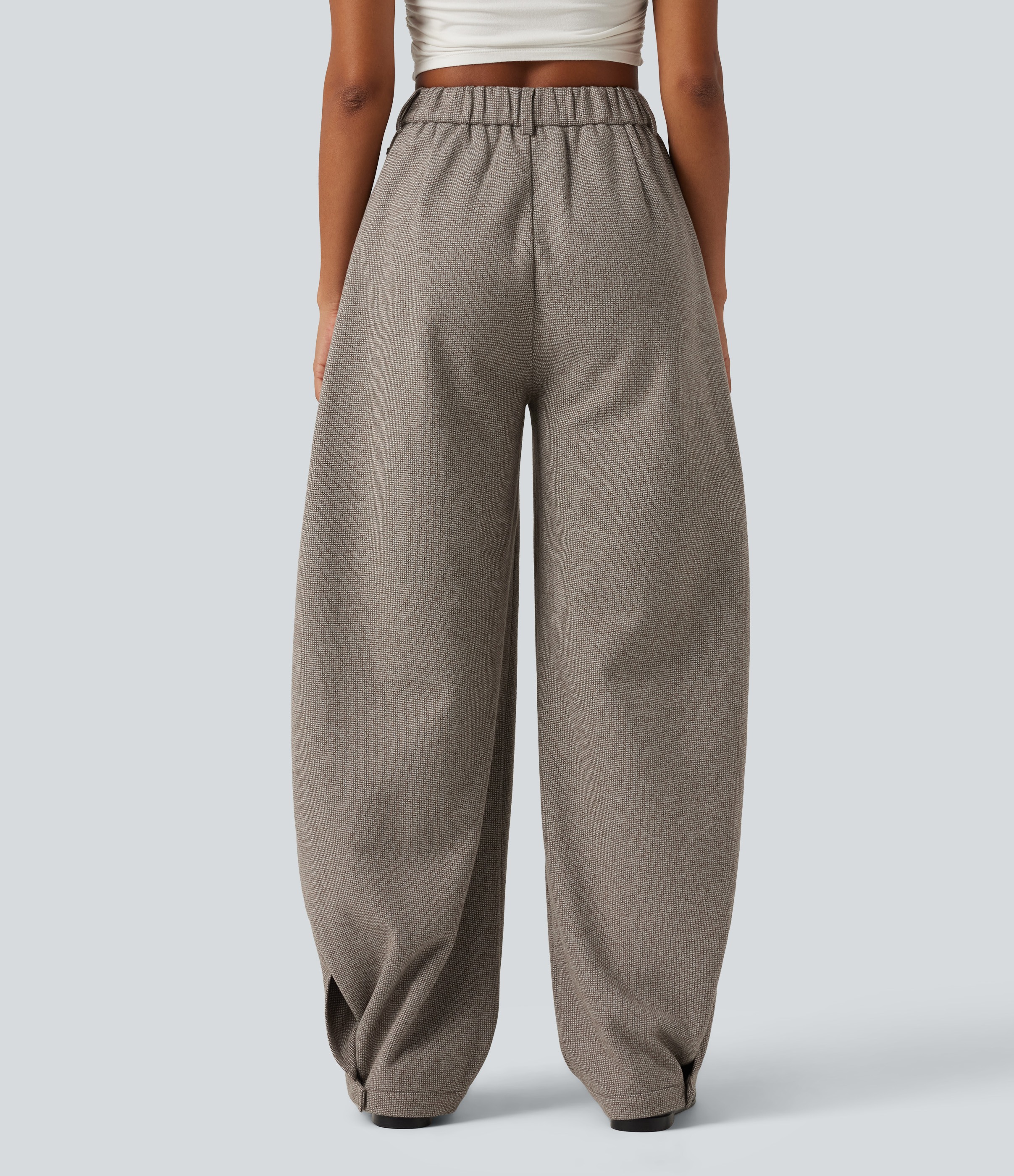Soft Sandstone Beige Lässige Hose mit hohem Bund, Seitentaschen, Karomuster und geschwungenem Bein / 2