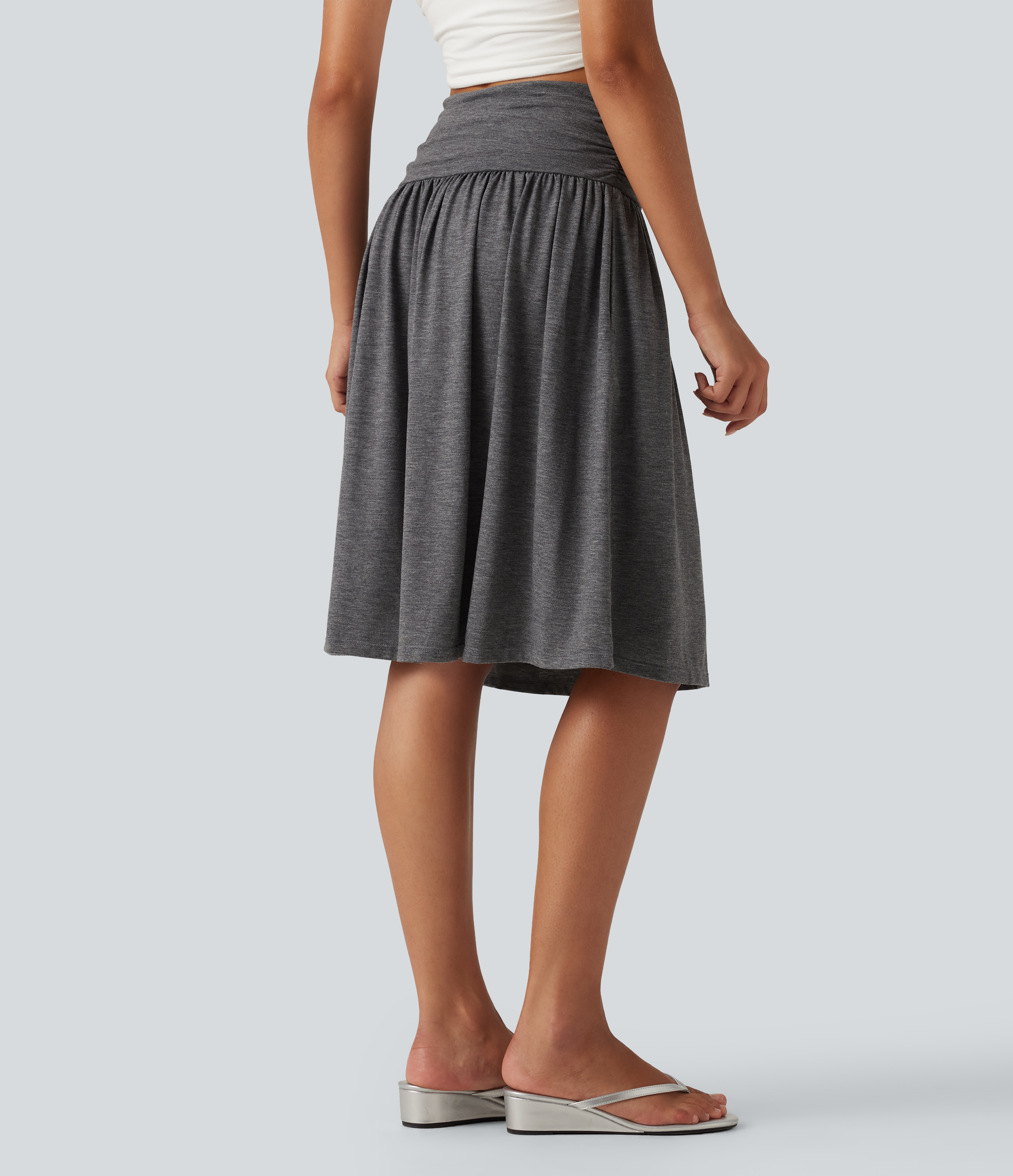 Darl Gray Floral Yarn Jupe midi taille haute, fluide et ruchée, style décontracté, avec poches. / 2