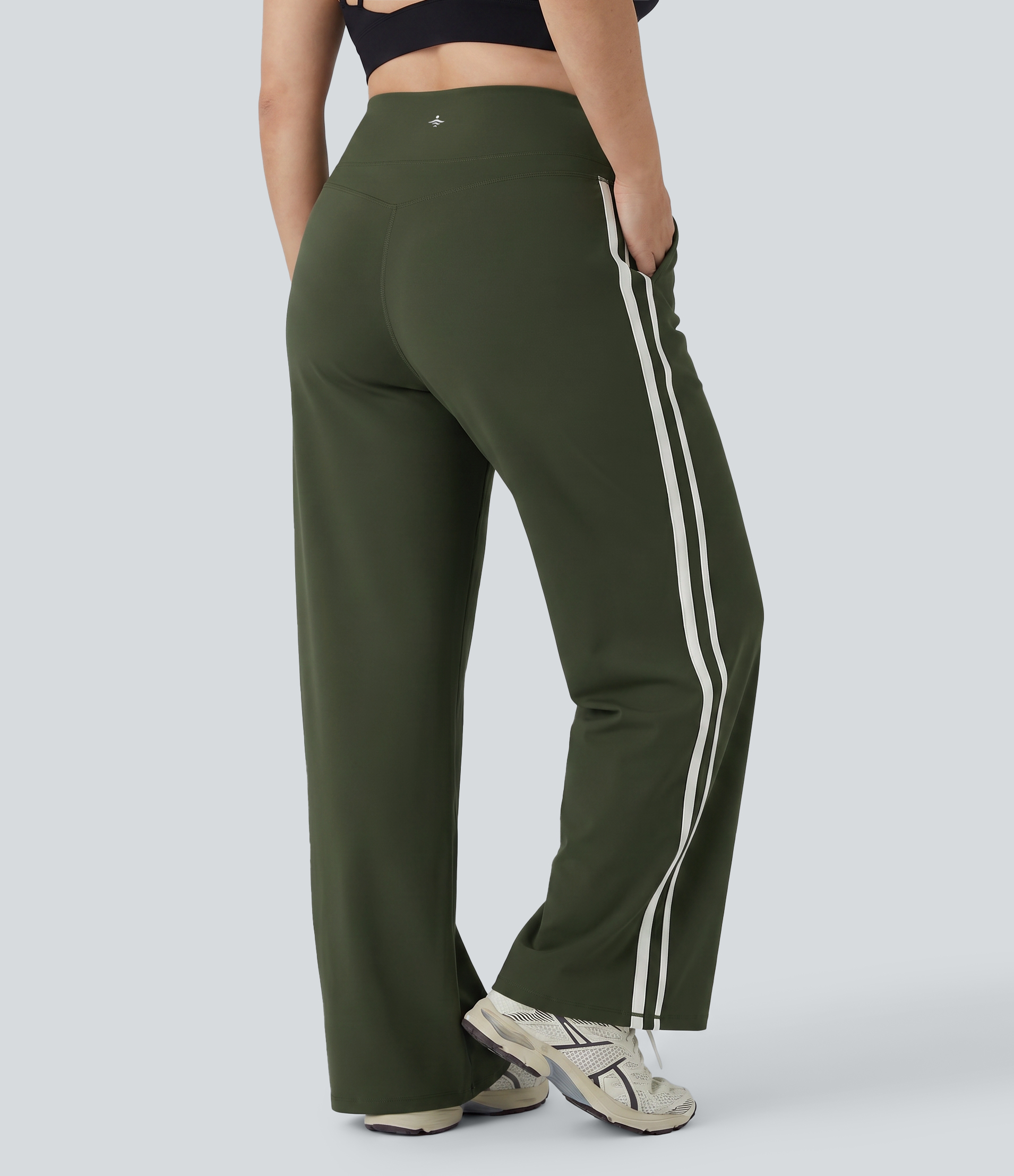 Deep Woodland Green Plus Size Halara UltraSculpt™ High Waisted Tummy Control Color Block Stripes Yoga Baggy Trousers with Pockets / 2