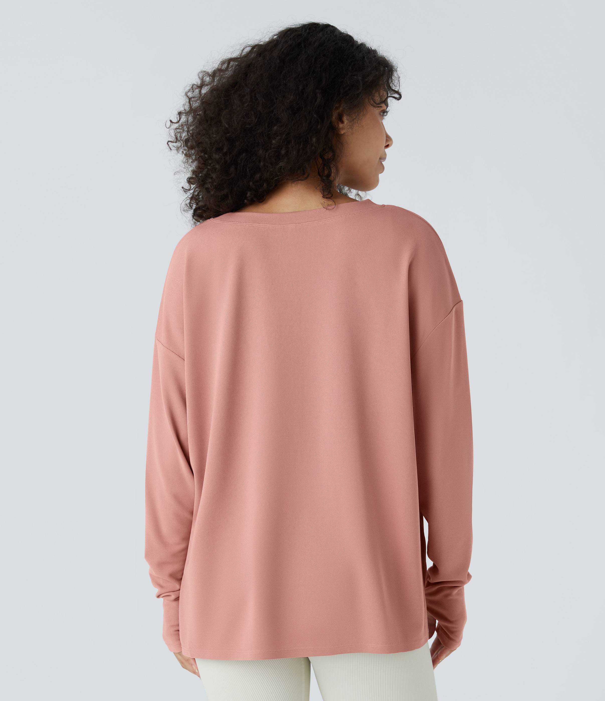Rose Tan Sudadera casual de tejido waffle con abertura para el pulgar en la parte delantera / 2
