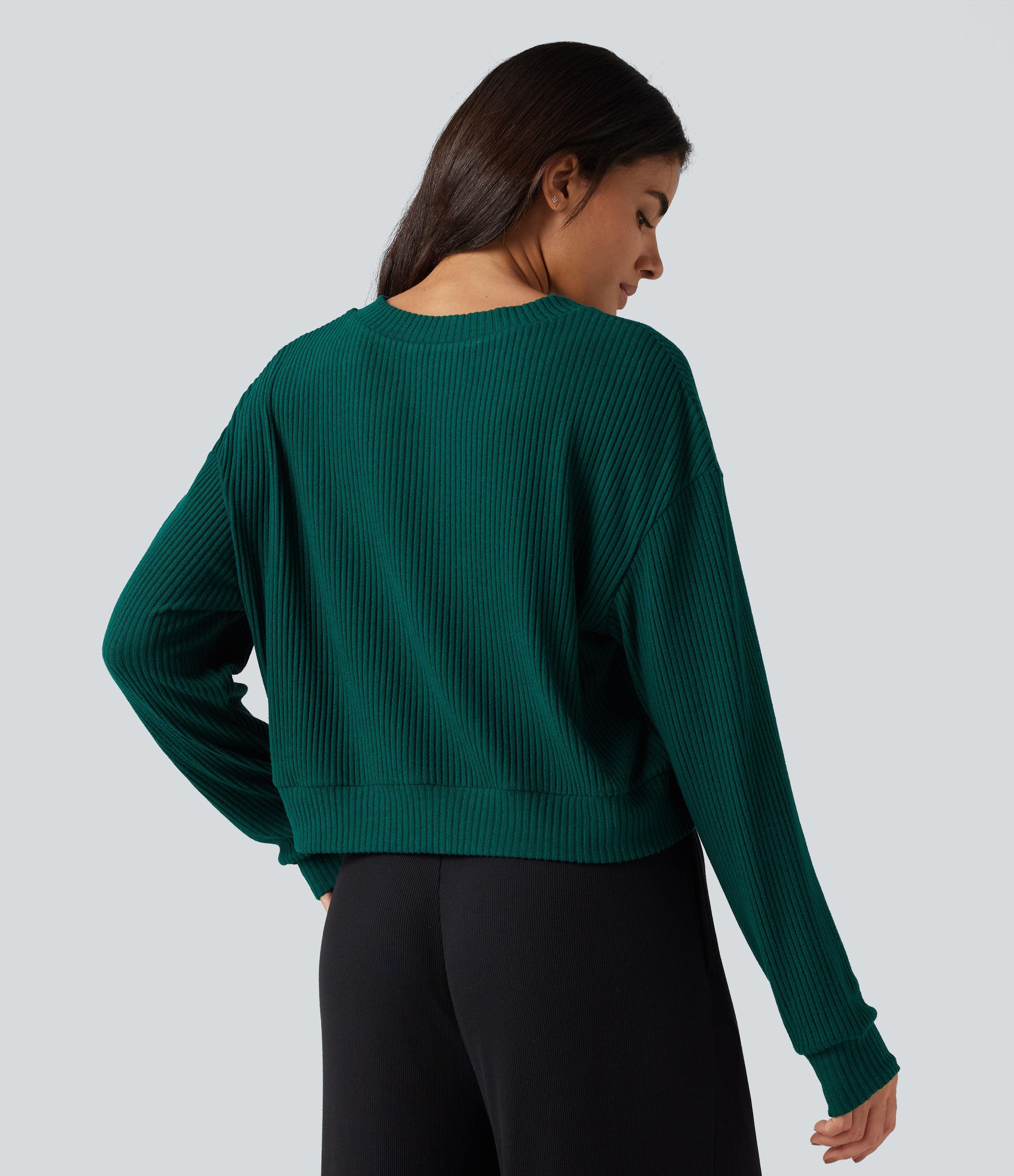 Crisp Pine Ribbed Knit V Neck Dropped Shoulder Long Sleeve Boxy Cropped Lounge Top / 2