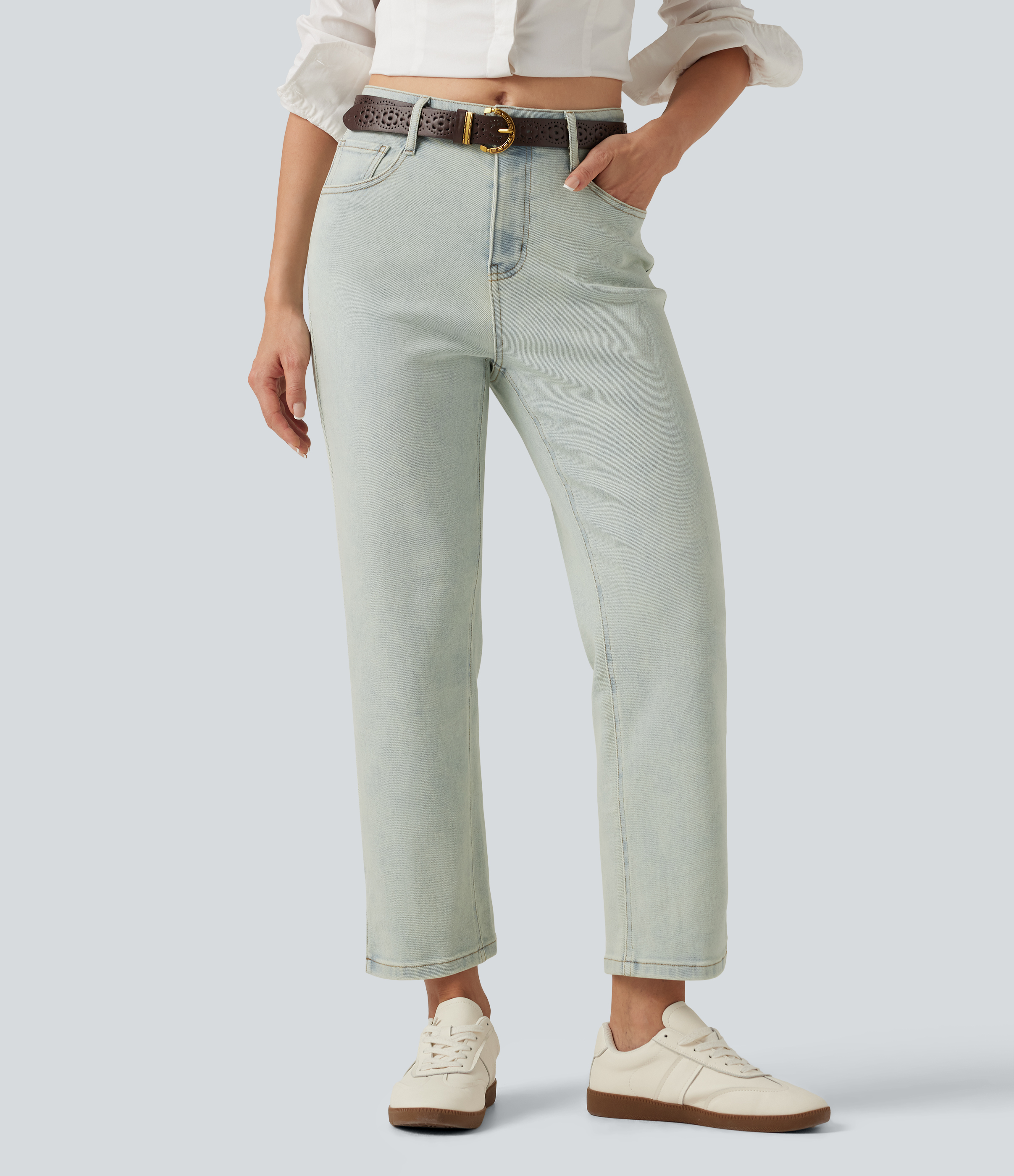 Mid Rise Straight Leg Casual Jeans with Pockets