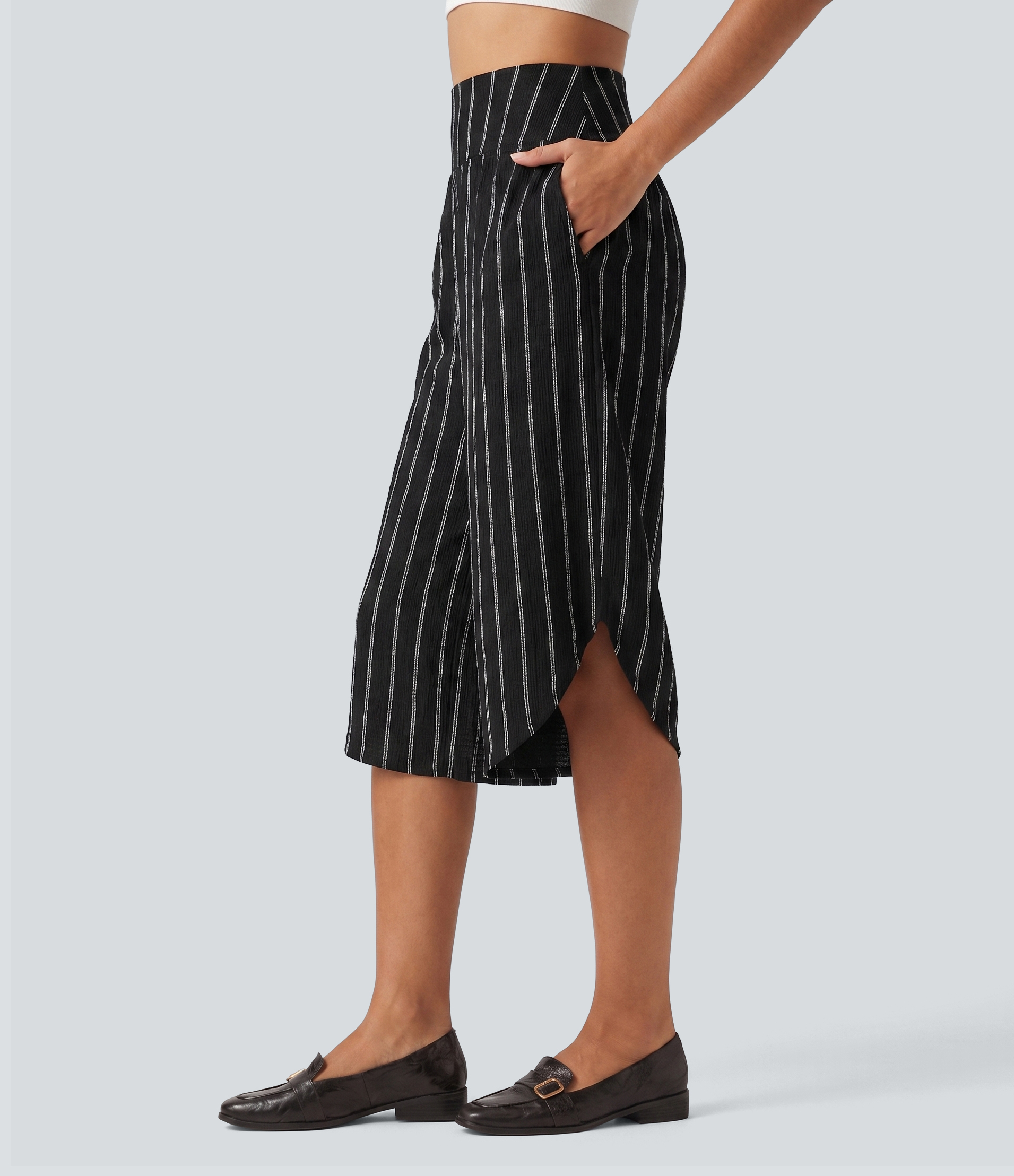 High Waisted Curved Hem Stripe Capri Casual Pants with Pockets