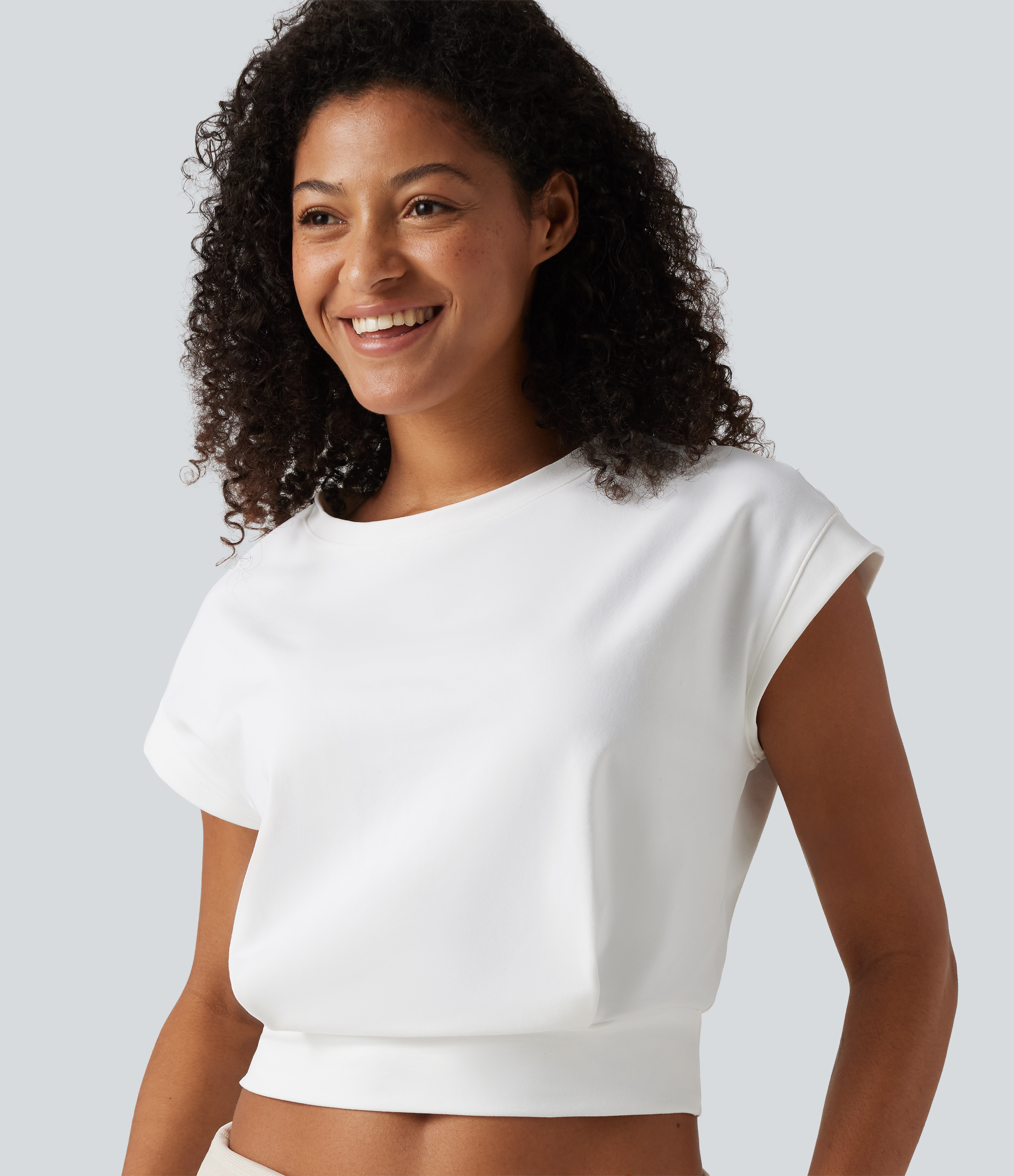 Round Neck Batwing Short Sleeve Cropped Yoga Sports Top