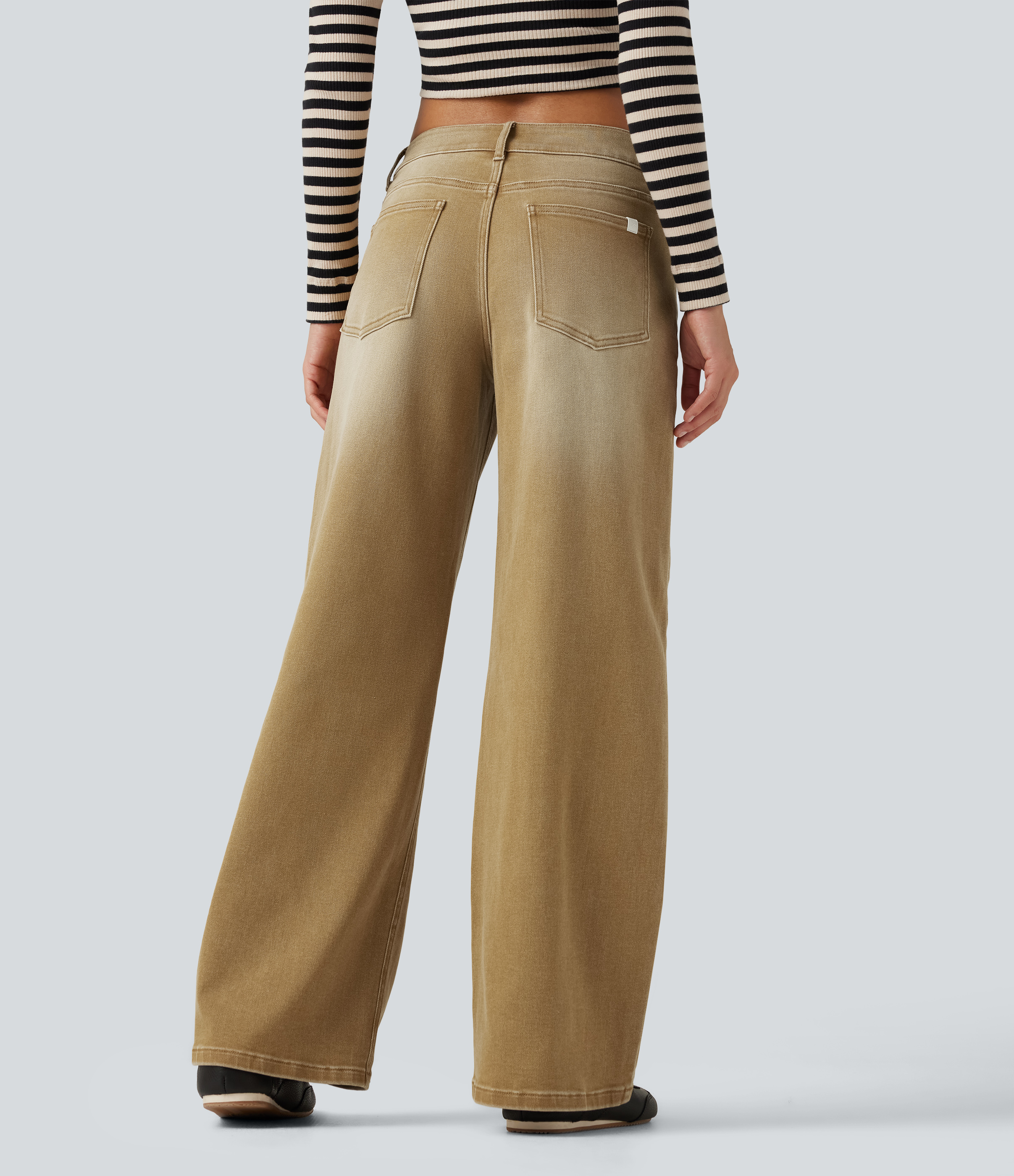 Tea Latte Beige Bunte, lässige Low-Rise-Jeans mit weitem Bein und Taschen / 2