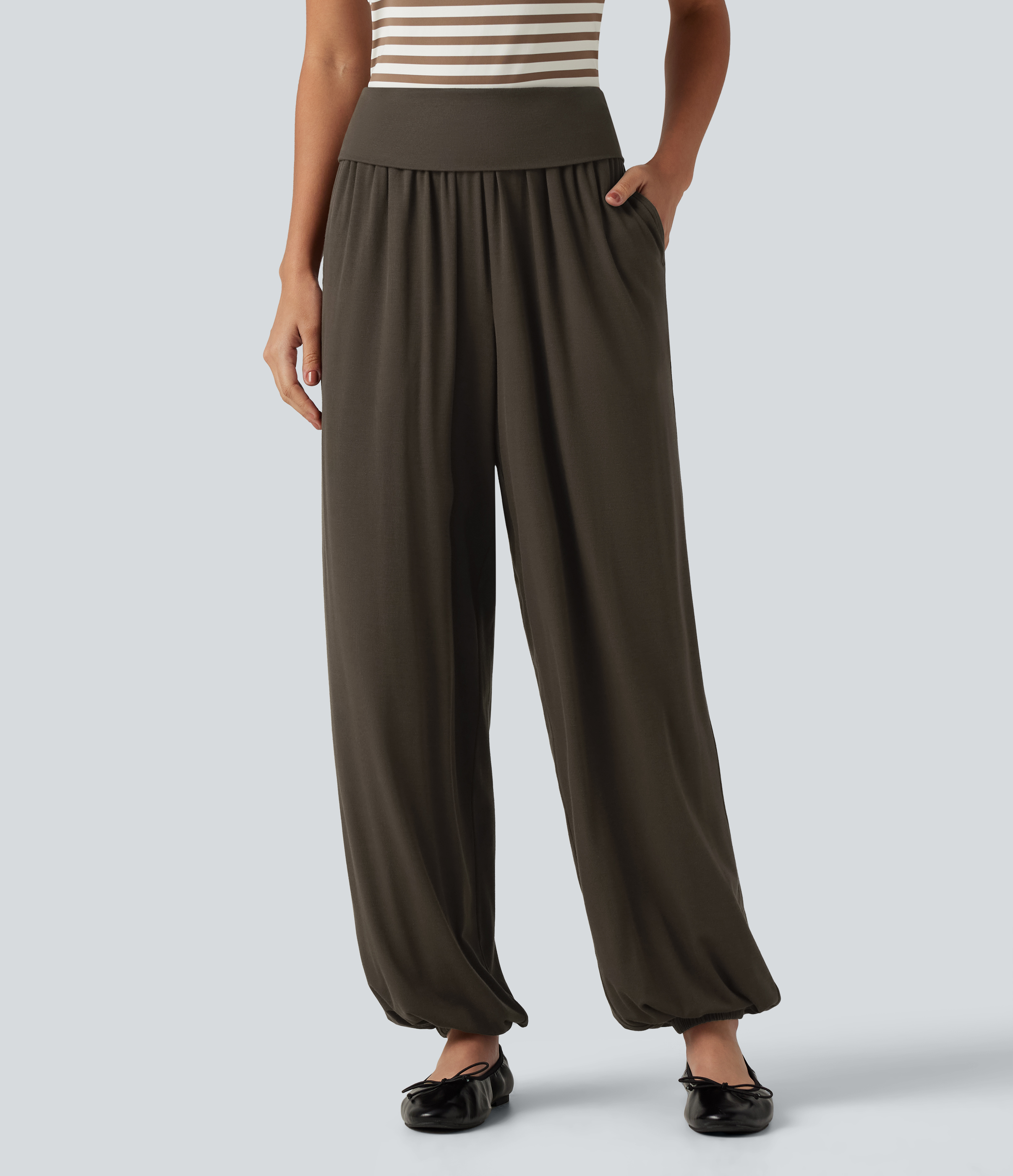 Mid Rise Casual Joggers with Pockets