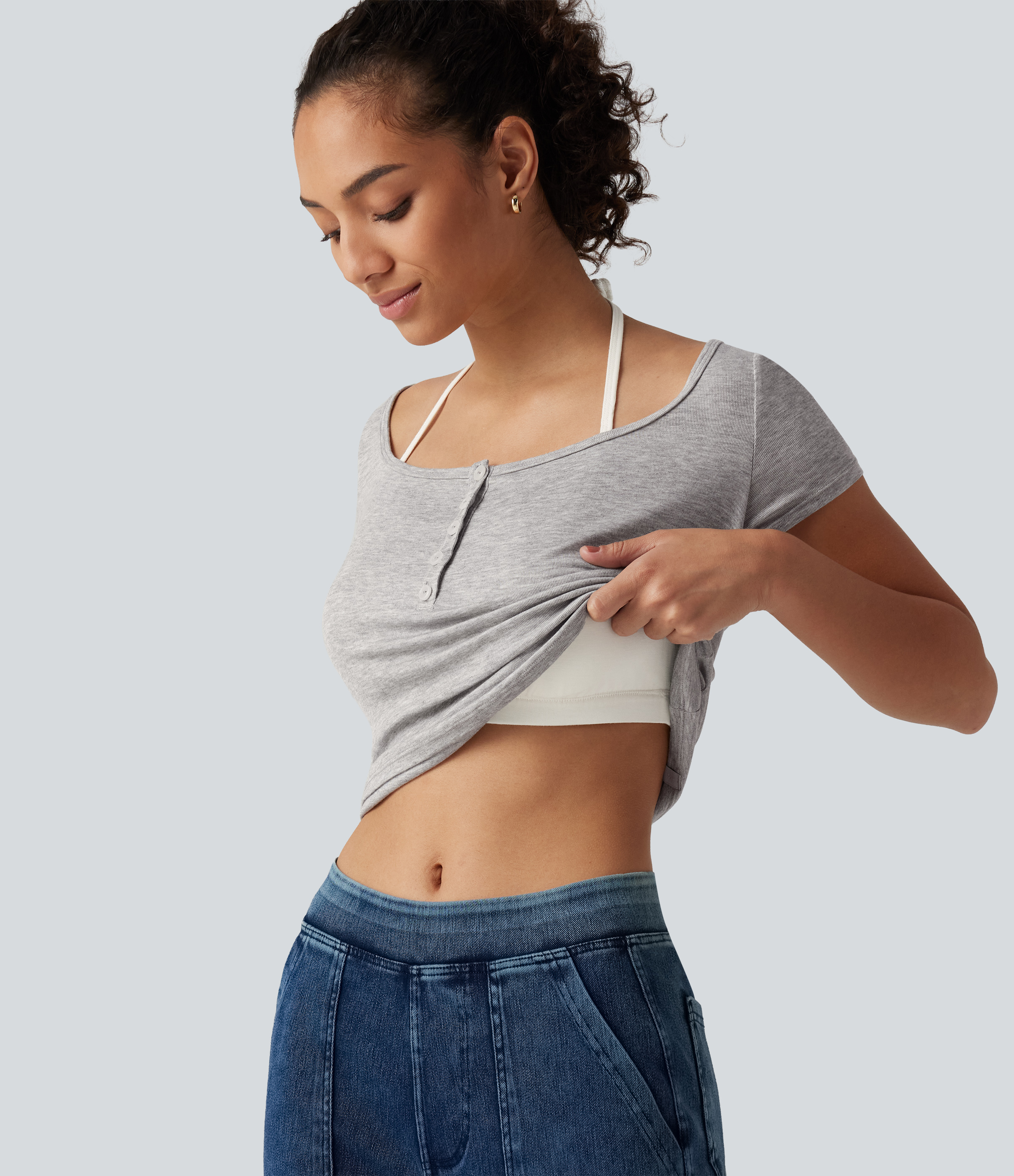 Ribbbed Halter Henley Neck Short Sleeve Built-in Bra Tie Back Casual T-Shirt 