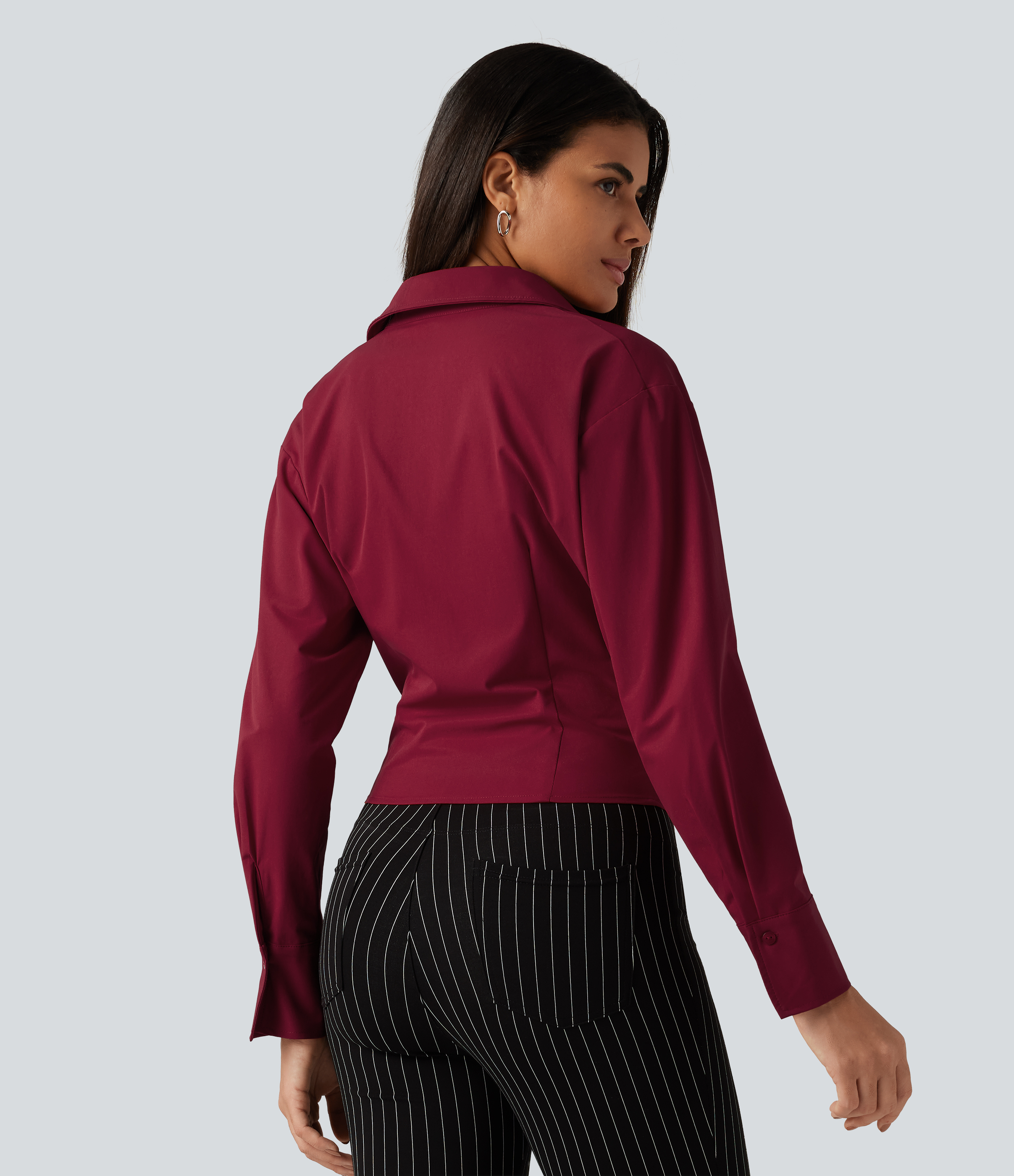 Rhythmic Red Koszula robocza o pudełkowym kroju z długim rękawem w stylu color-block, ze wszytym tank topem. / 2