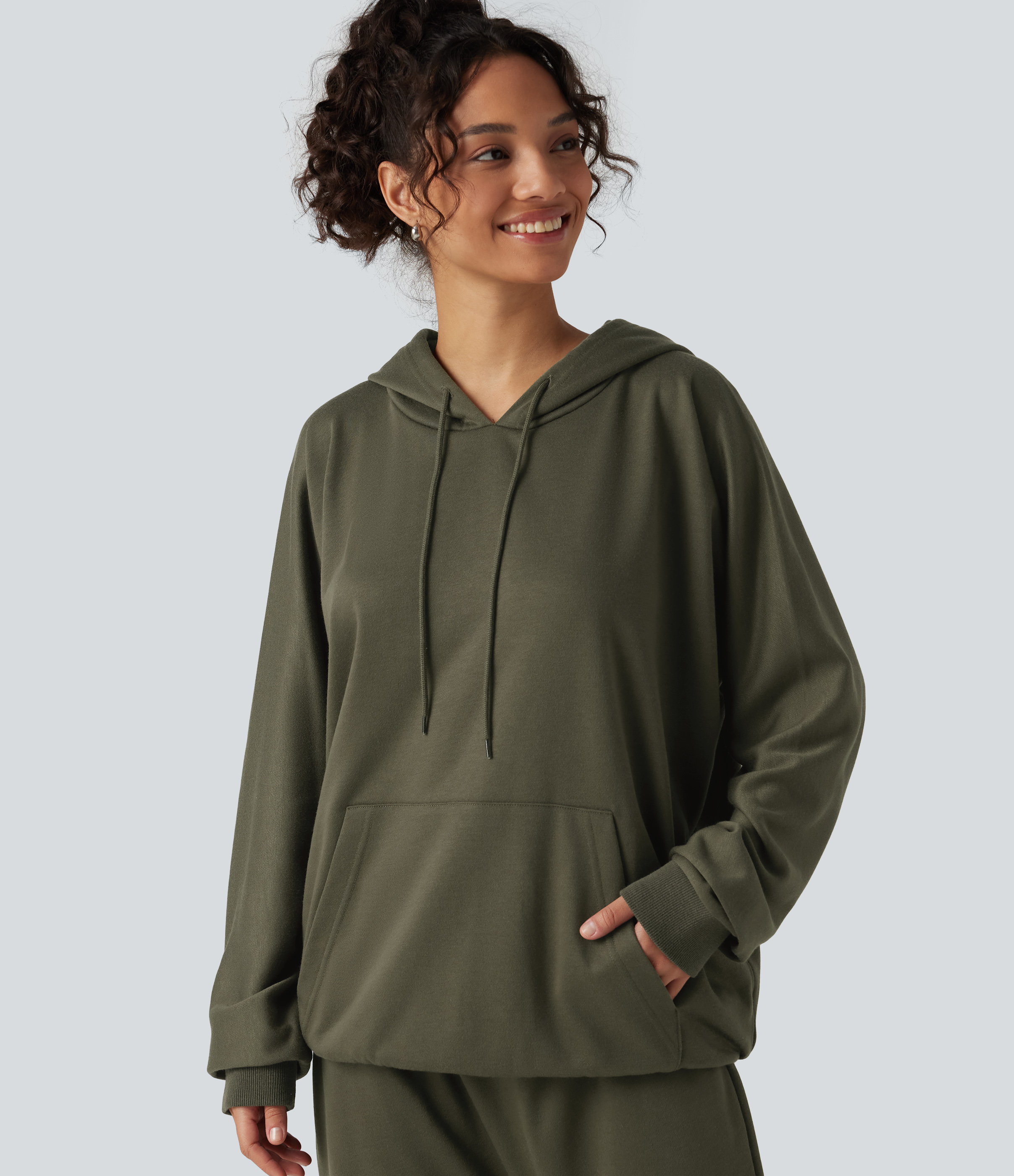 Hooded Round Neck Long Sleeve Casual Sports Sweatshirt with Pocket