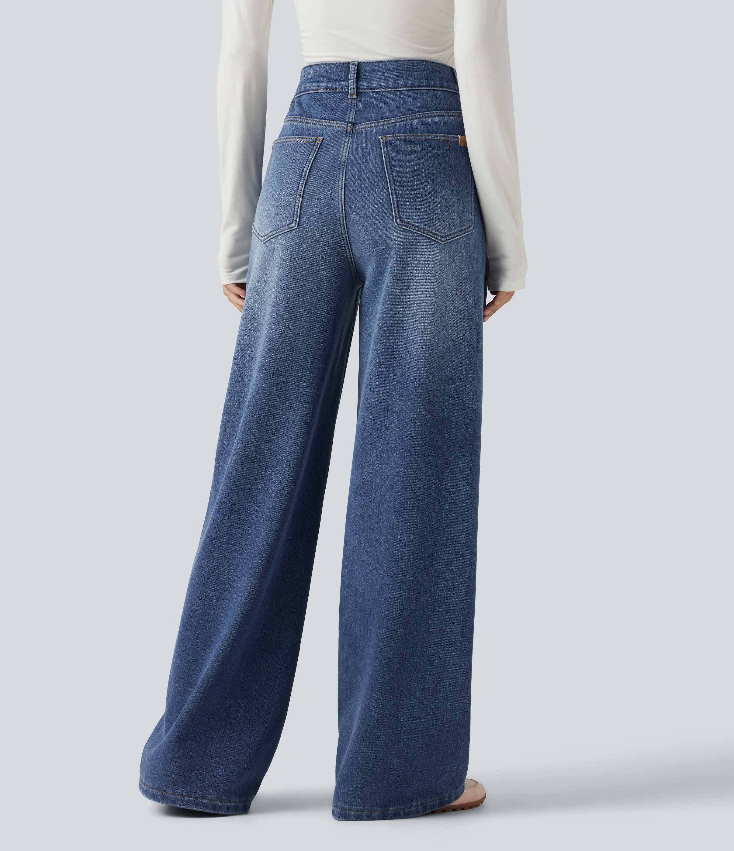 Estate Blue Denim Lässige Baggy-Fleece-Jeans aus Baumwolle mit hohem Crossover-Bund und Seitentaschen / 2