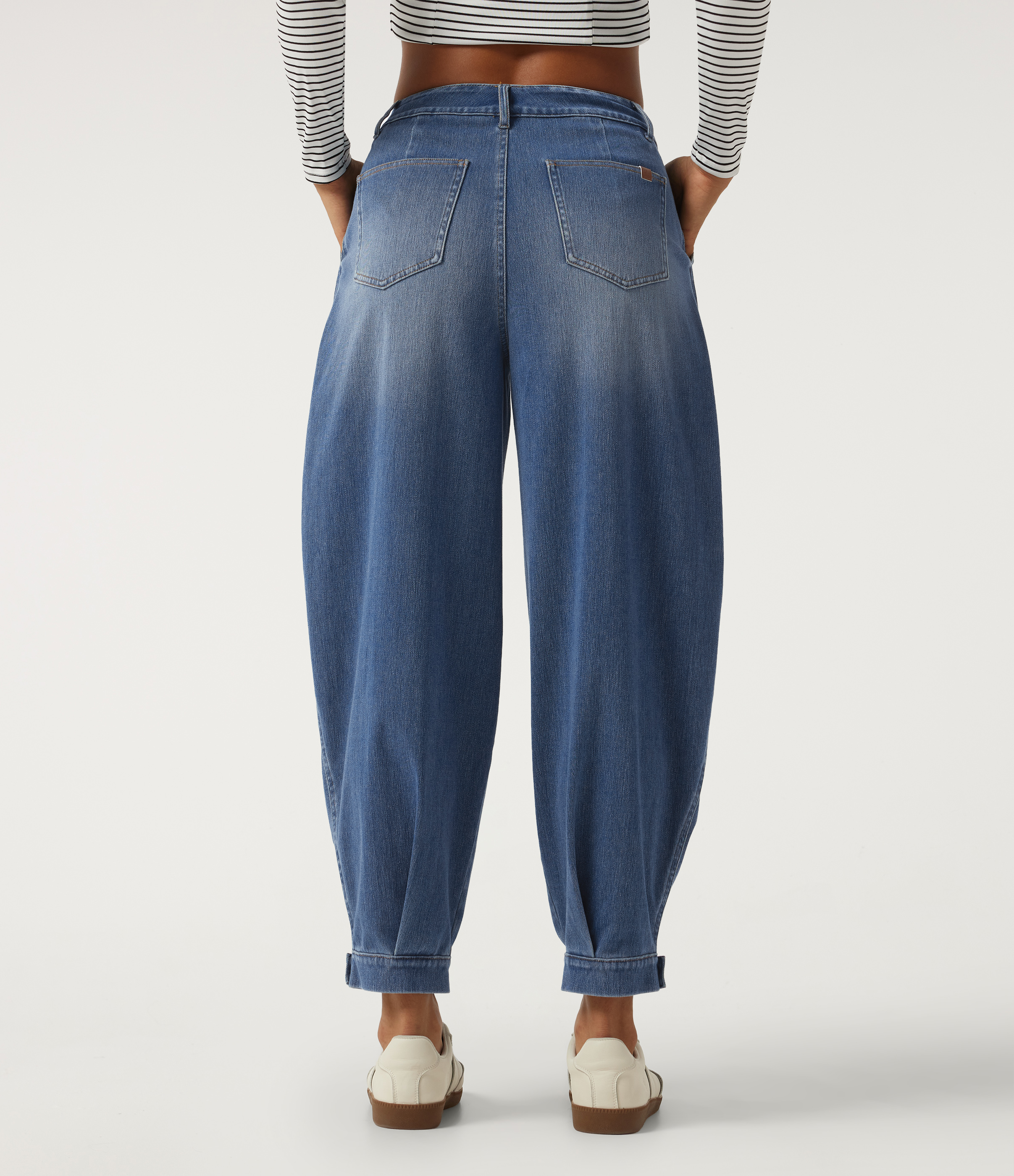 Blue Jasper Denim Halara Flex™ Mid Rise Casual Jeans with Pockets / 2