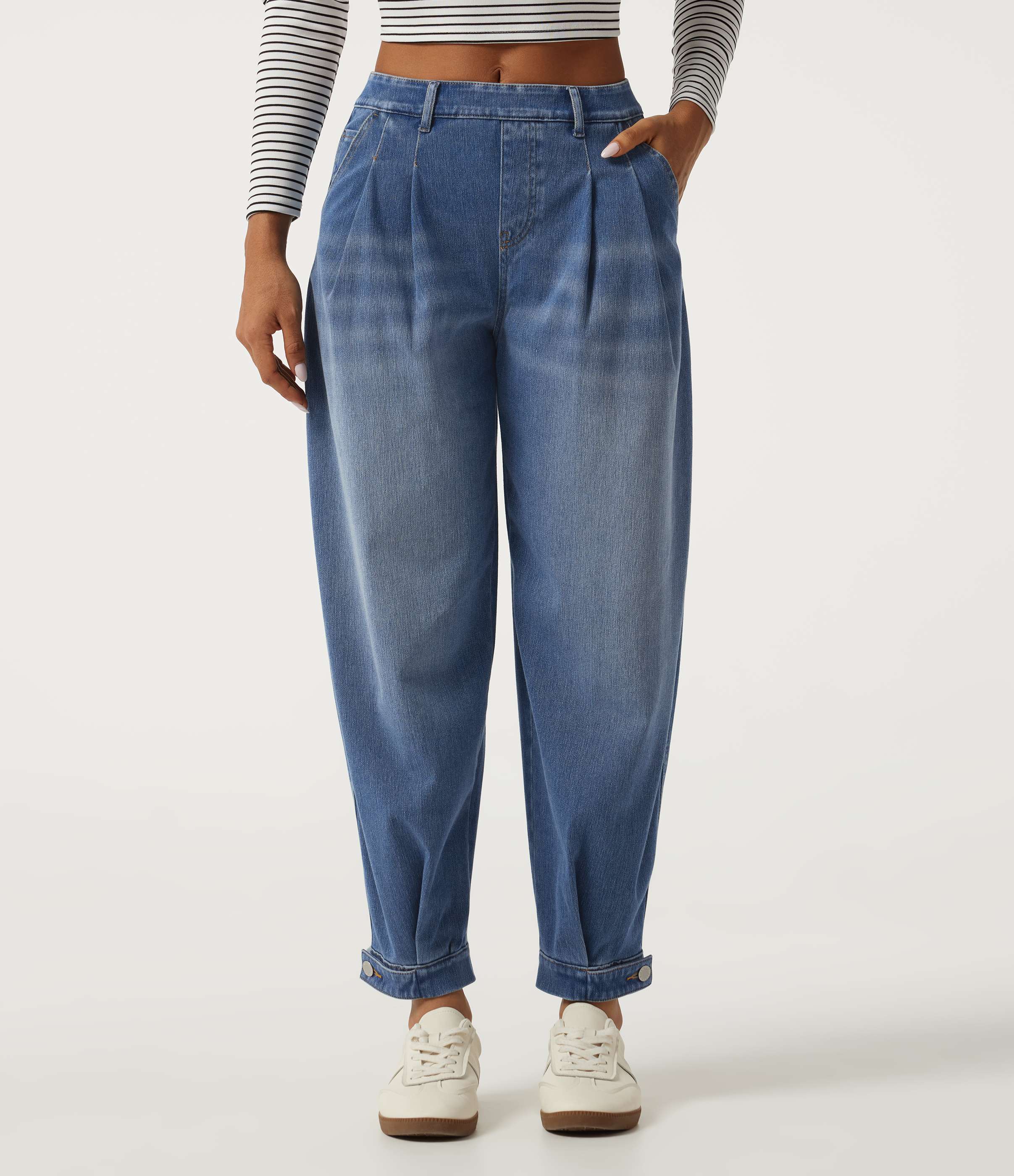 Halara Flex™ Mid Rise Casual Jeans with Pockets